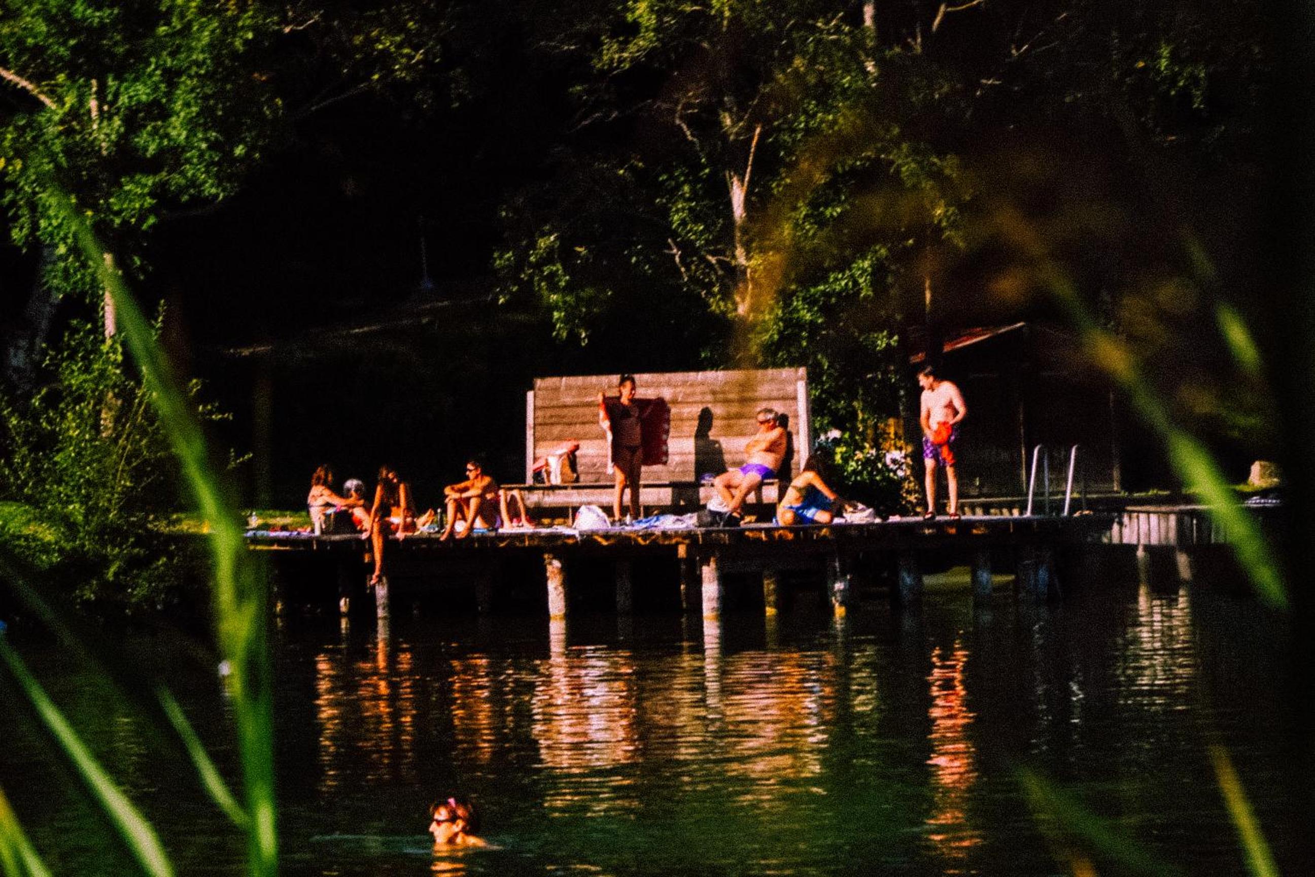Lansersee Lake Chalet