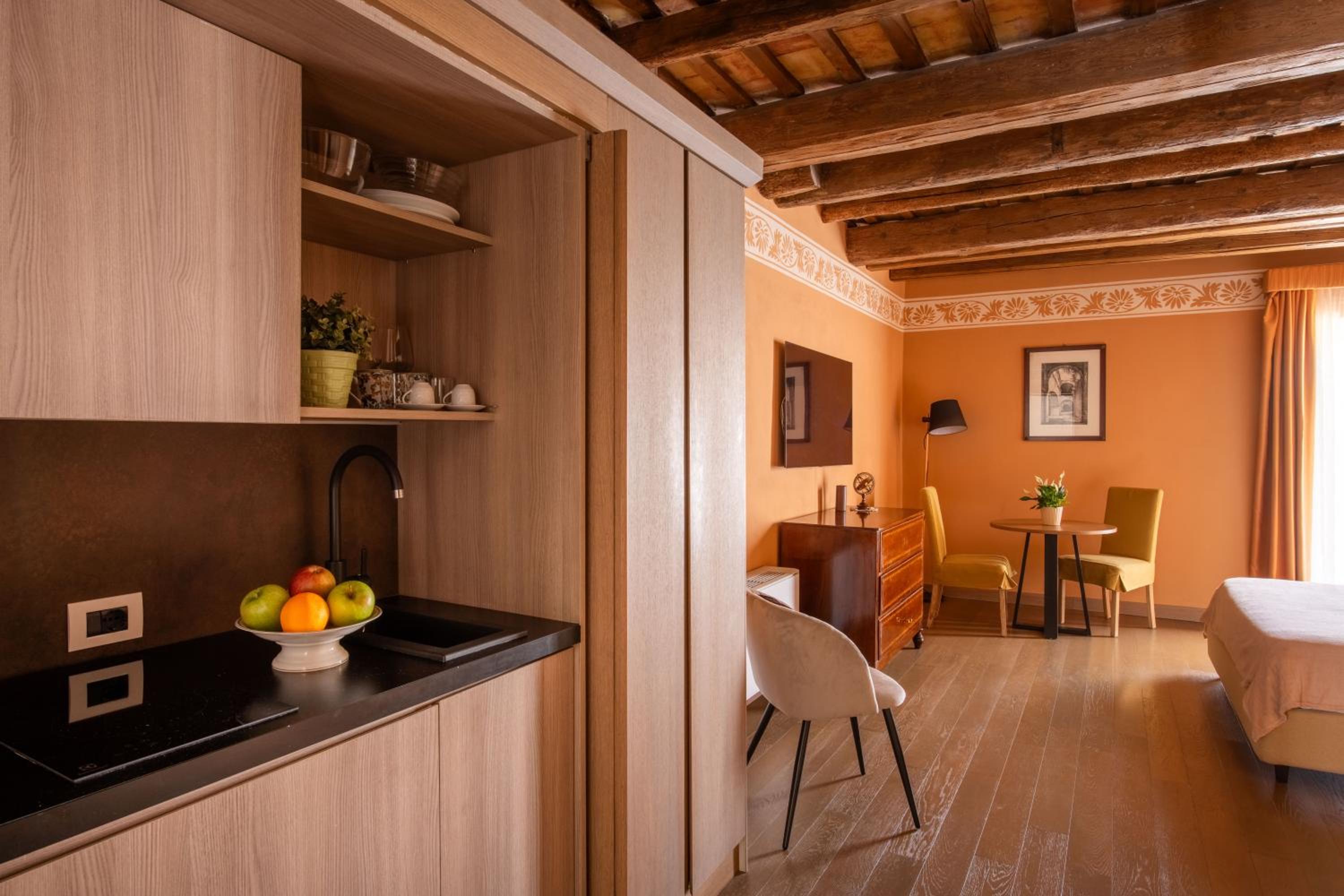 Palazzo De Gregorio - Apartments