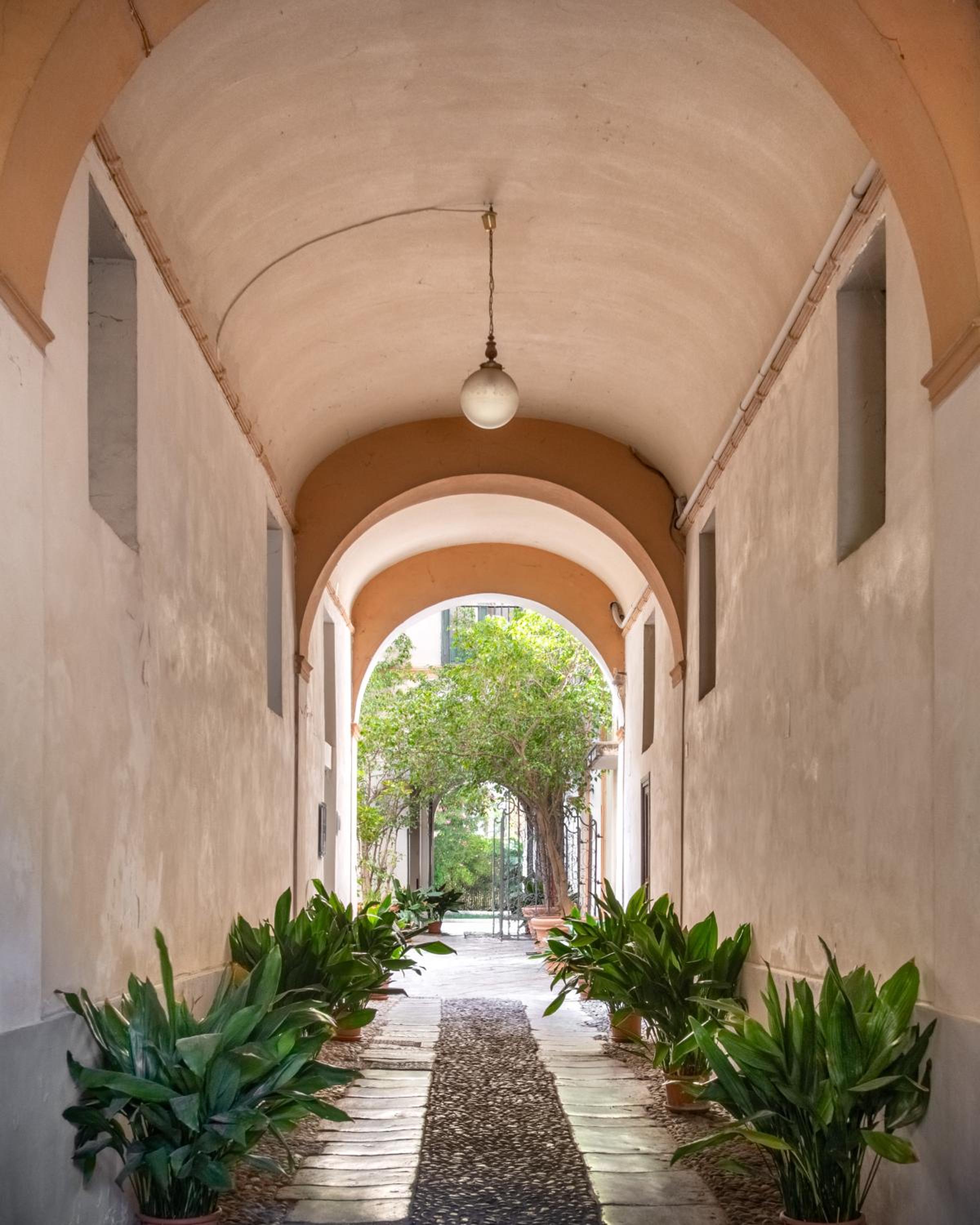 Palazzo De Gregorio - Apartments