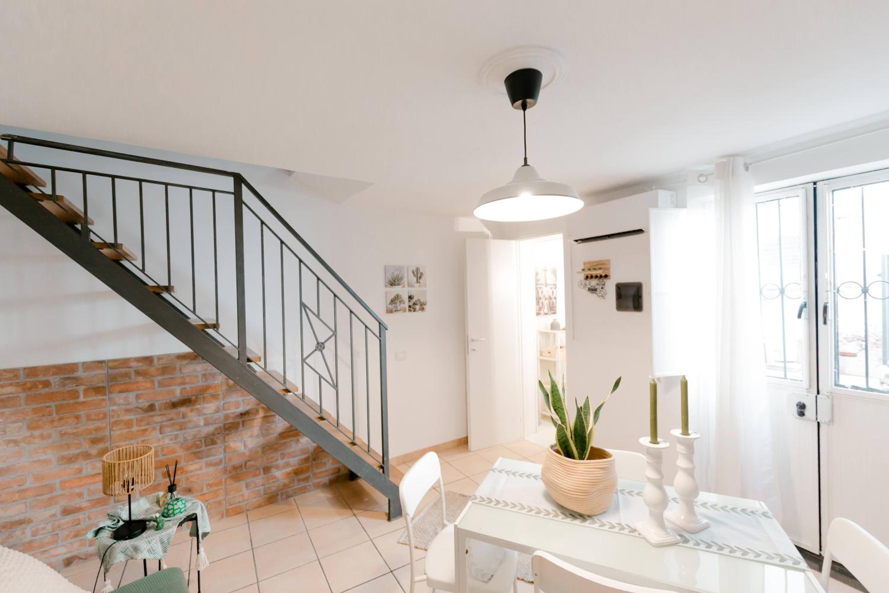 Loft Moderno Centro , Villa Bellini , Bedda Matri
