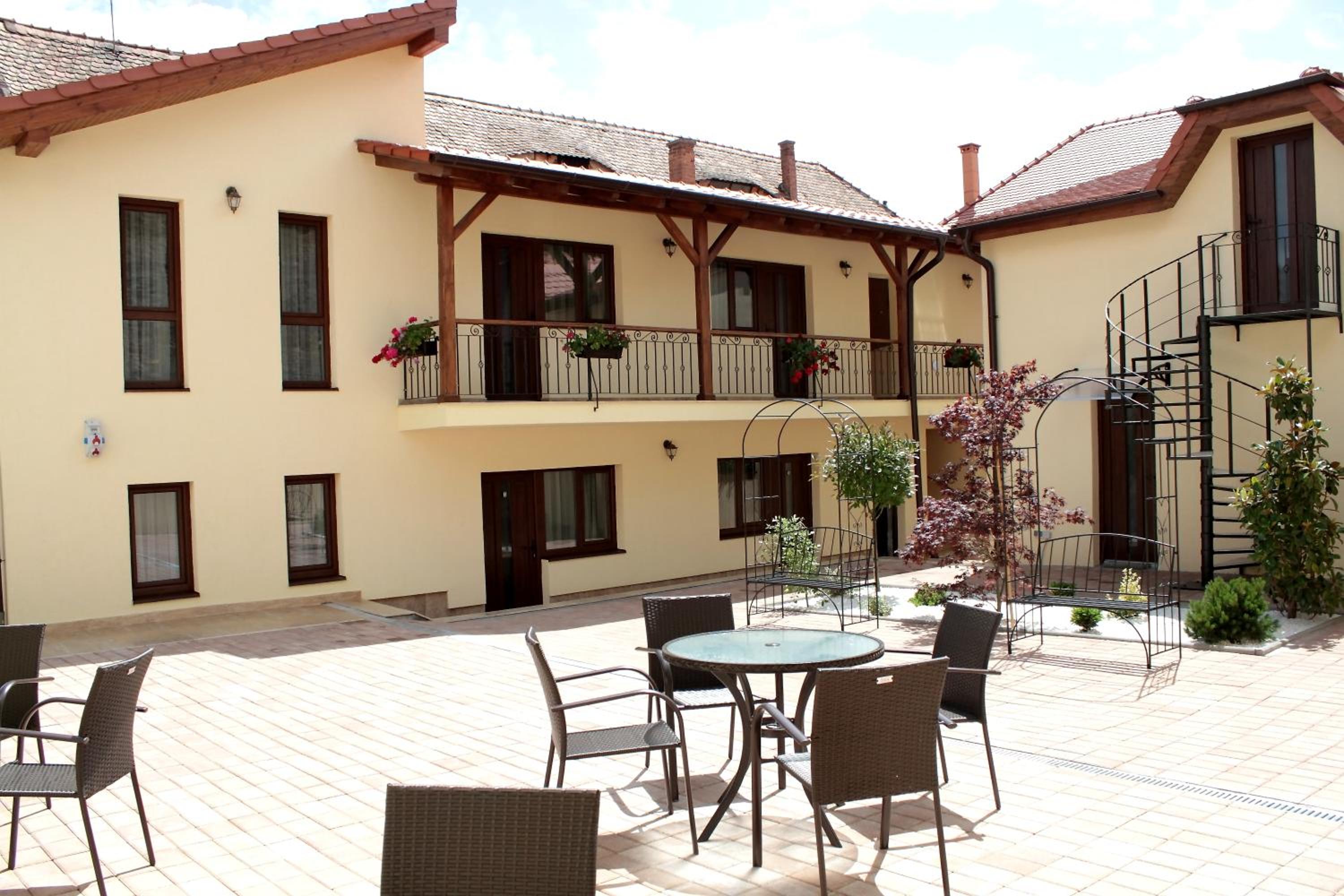 Rosen Villa Sibiu — photo 24