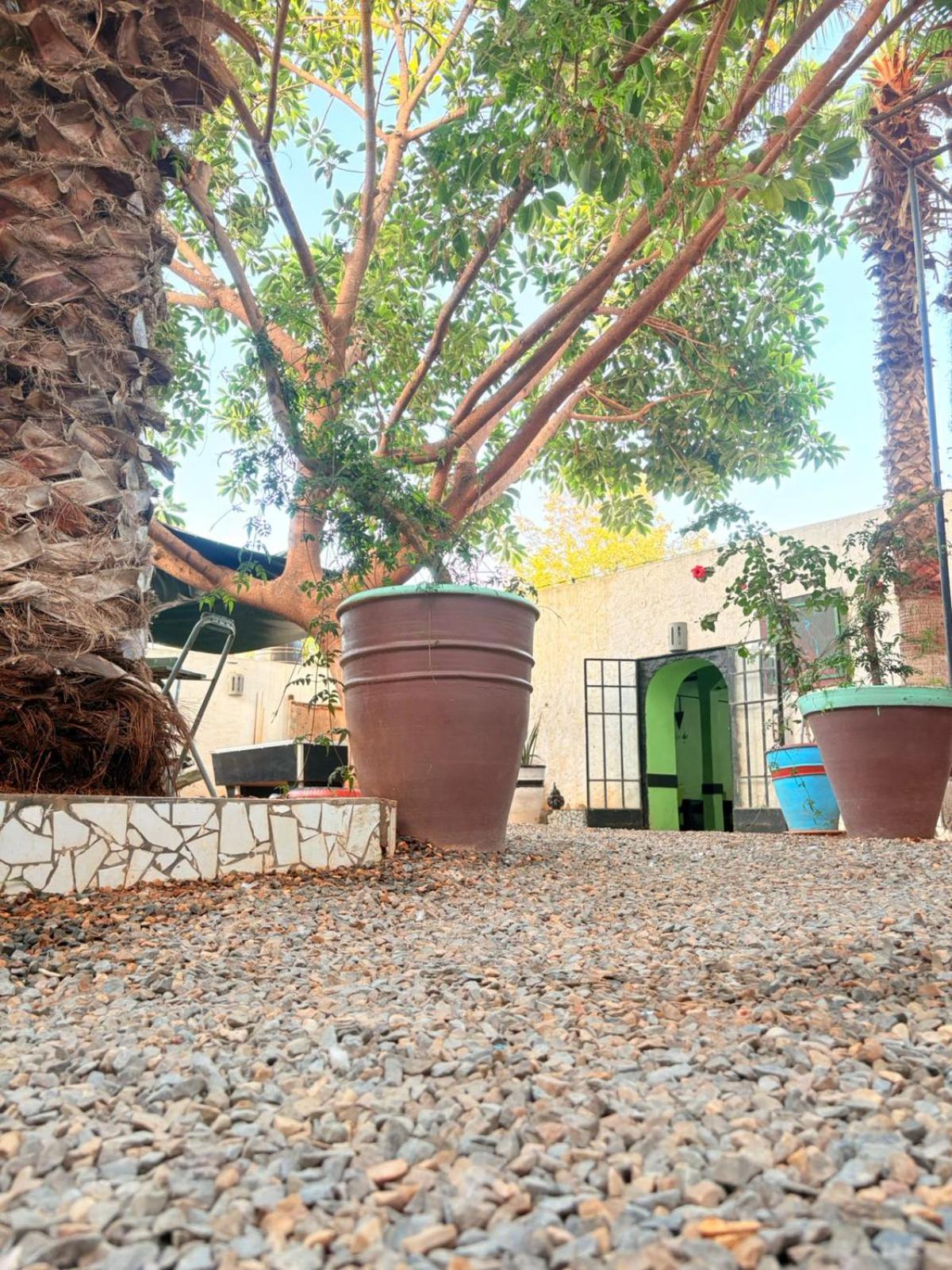 ASARAG GUEST HOUSE, YOGA & Surf