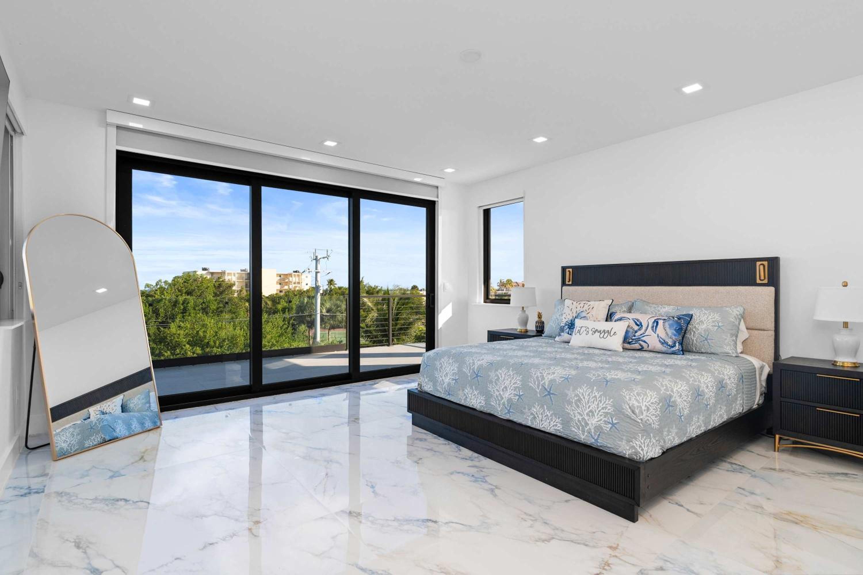 Ocean Muse - Lux Waterfront Escape - Pool - Dock