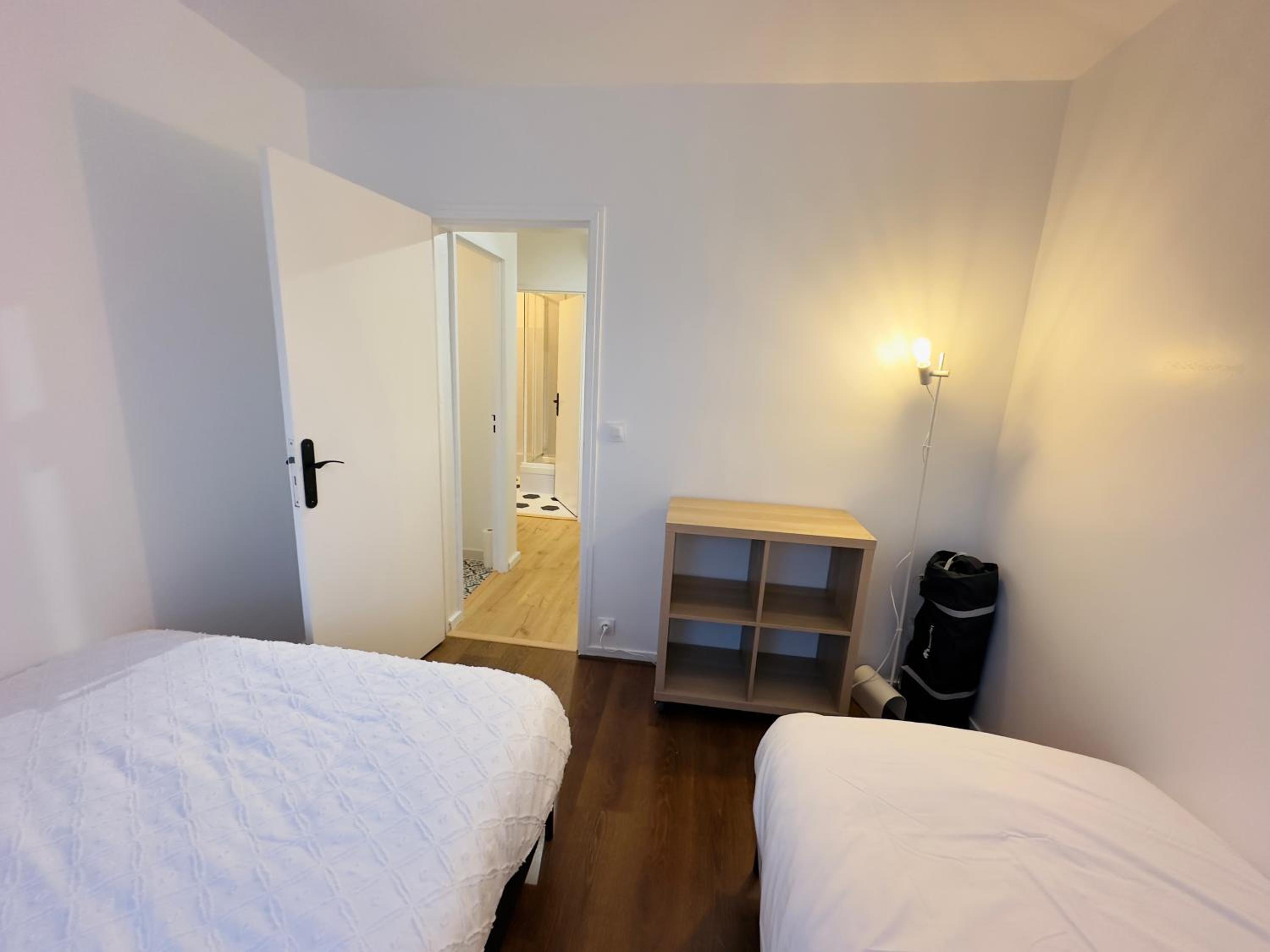 Confort et Verdure 2 Pièces Moderne avec Parking à Domont by Immo Kit Bnb