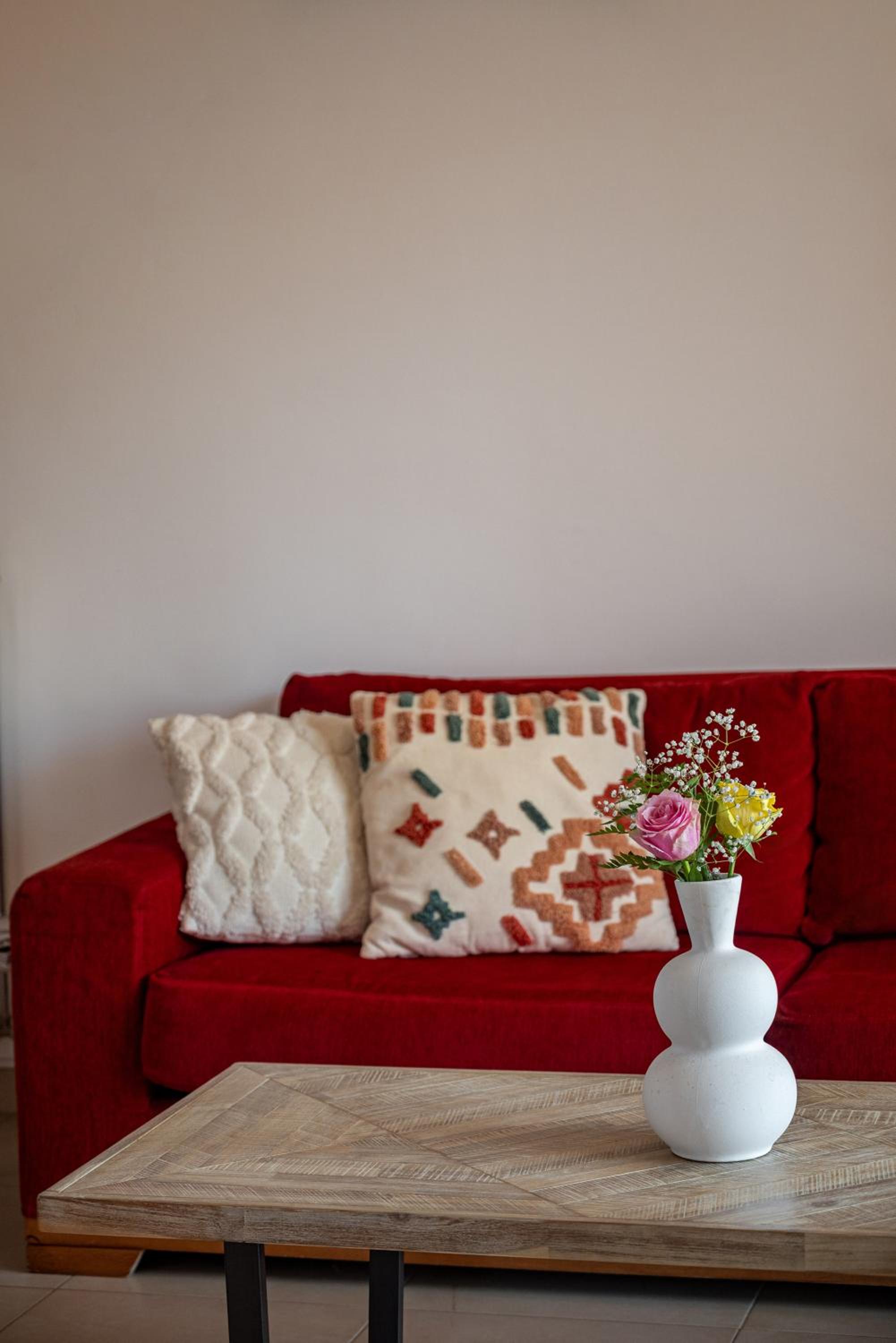 Light House Chania - 5 Min to Beach and Free Parking