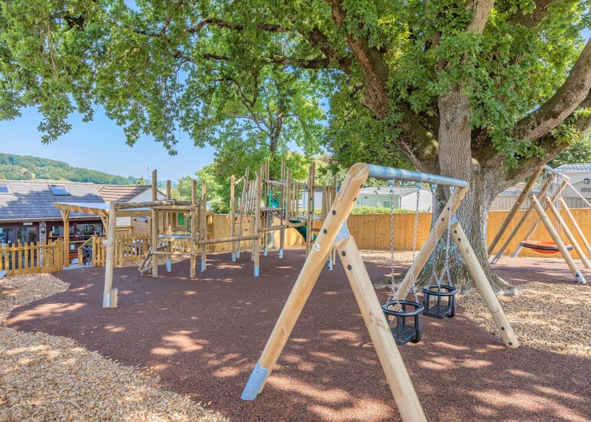 Andrewshayes Holiday Park