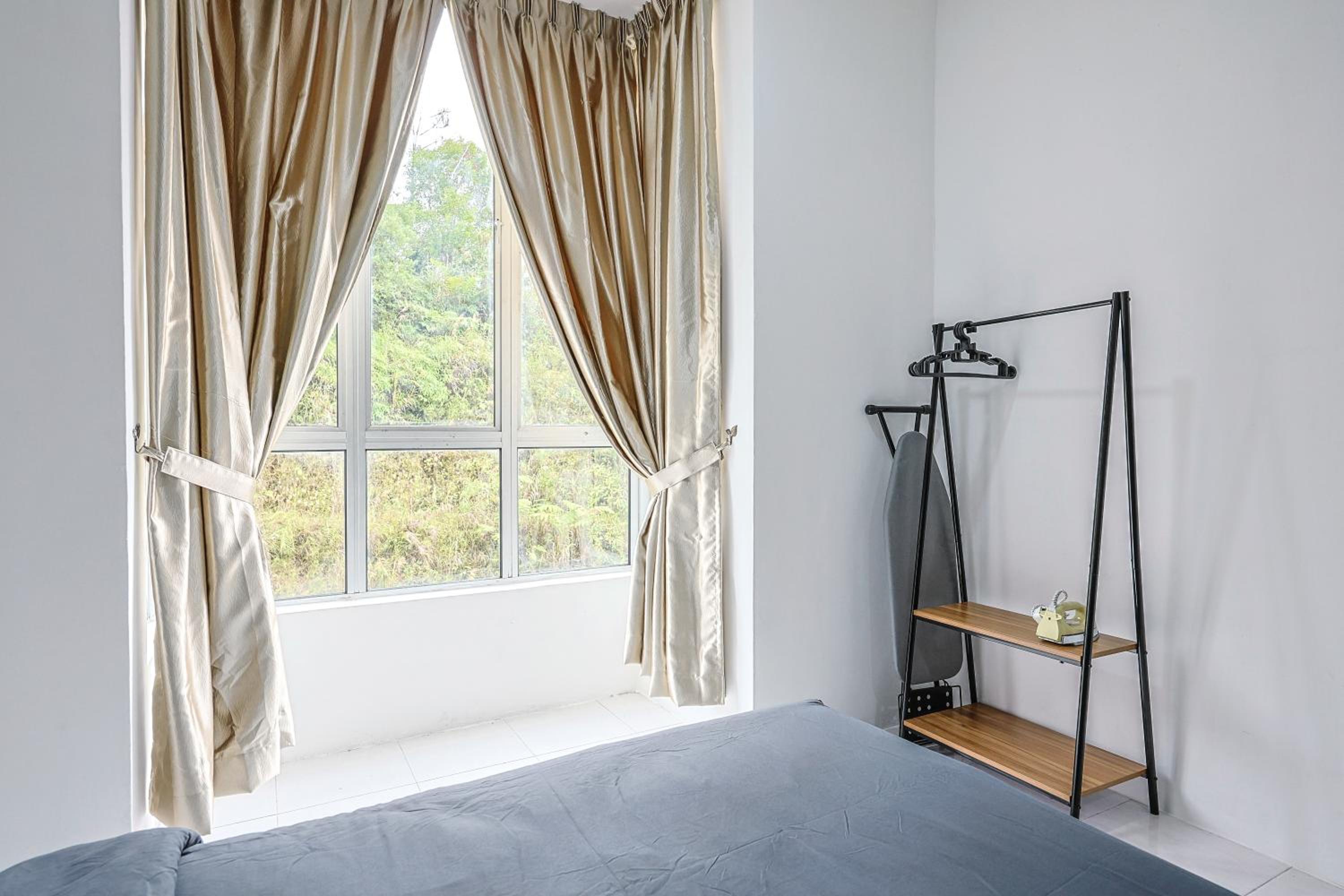 Modern Comfort - 3R & 3B Brinchang Cameron Highland Clover Home 4-25