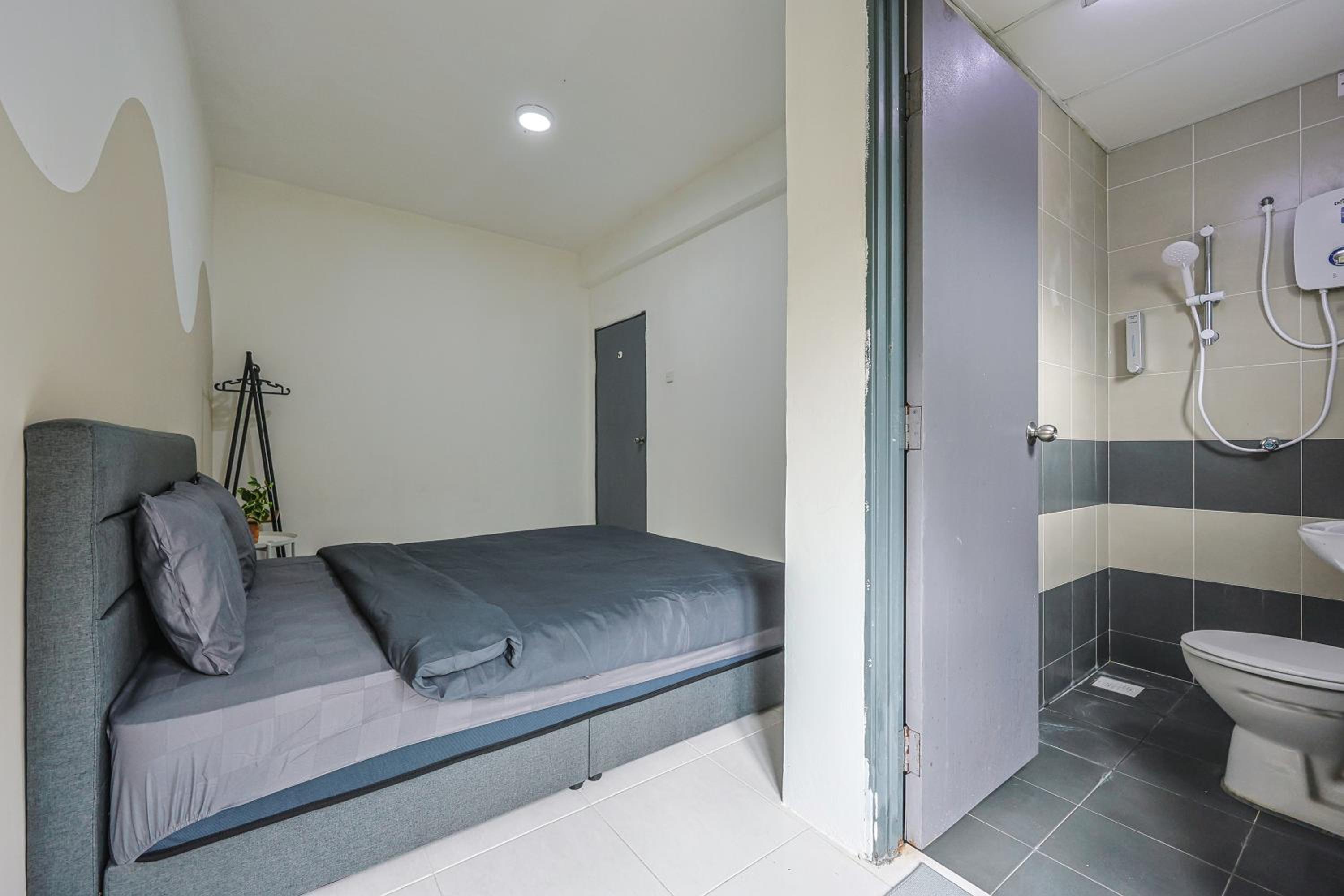 Modern Comfort - 3R & 3B Brinchang Cameron Highland Clover Home 4-25