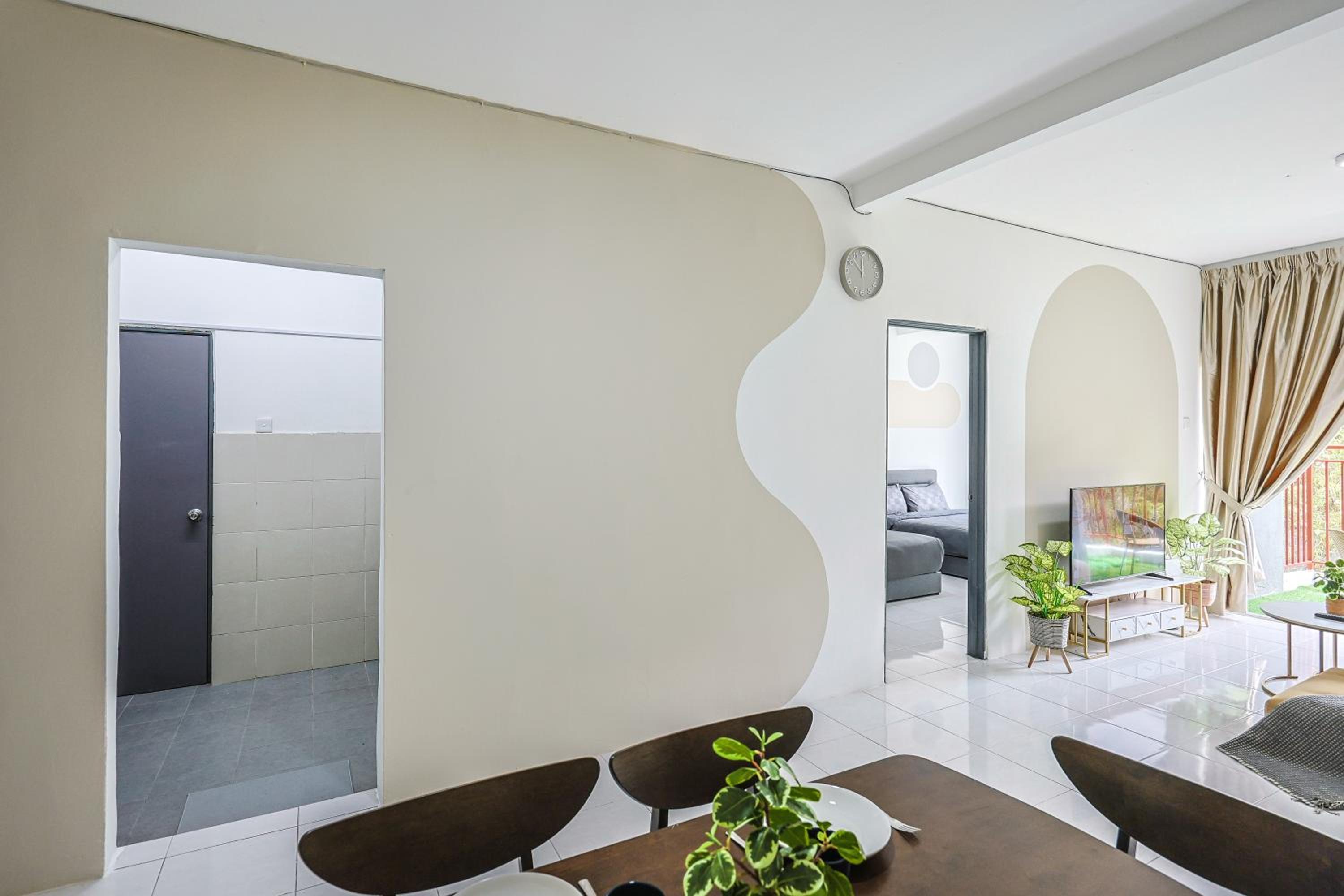 Modern Comfort - 3R & 3B Brinchang Cameron Highland Clover Home 4-25
