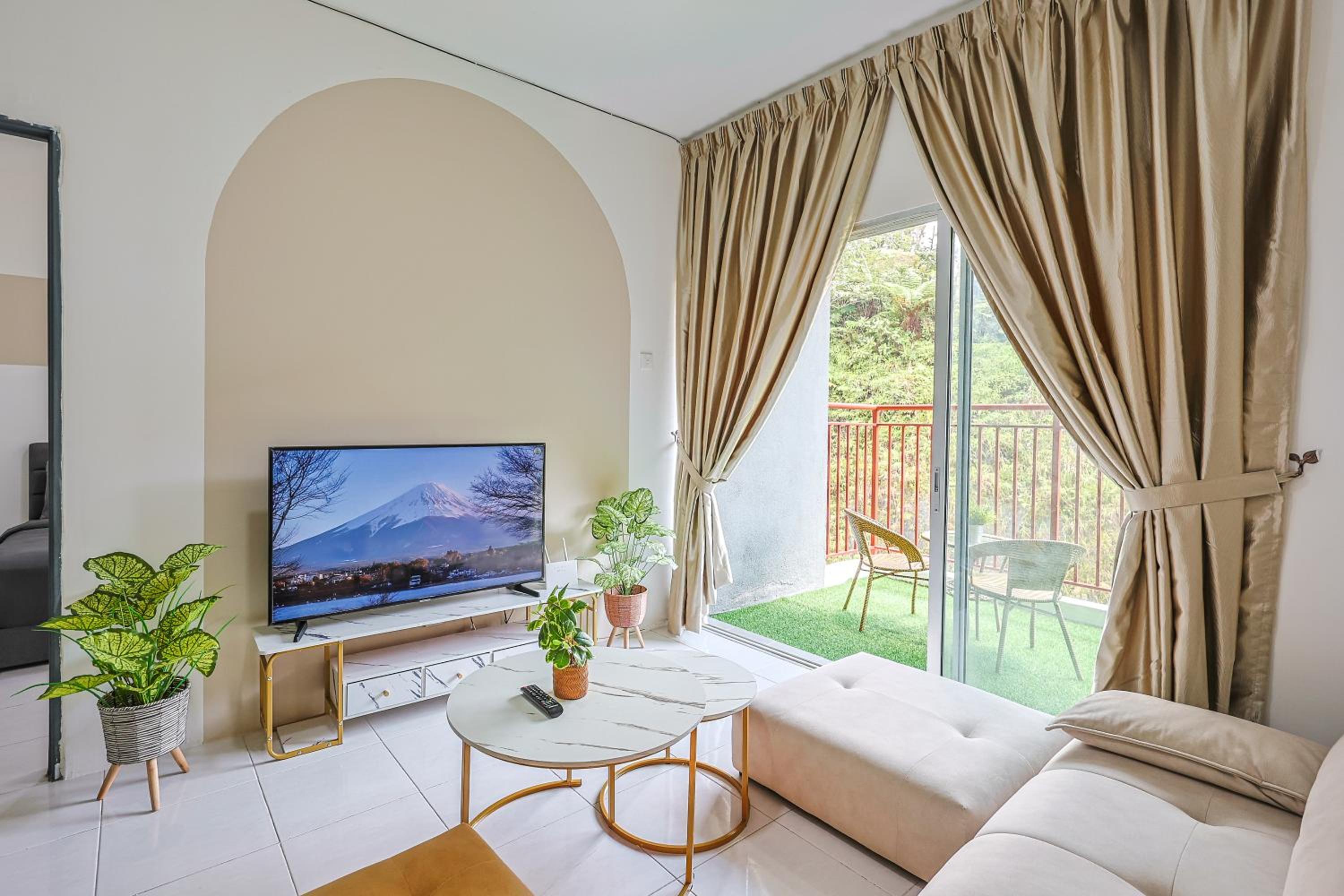 Modern Comfort - 3R & 3B Brinchang Cameron Highland Clover Home 4-25