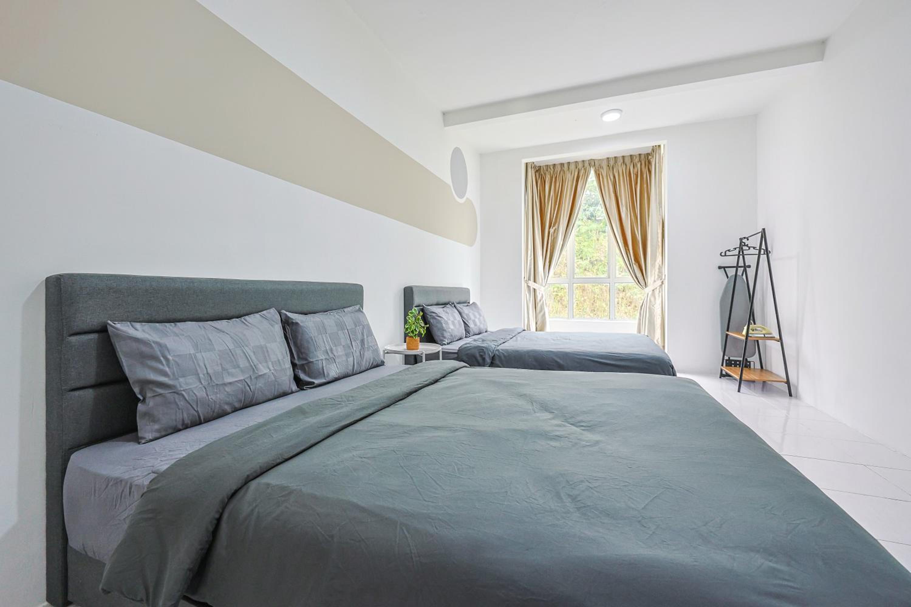 Modern Comfort - 3R & 3B Brinchang Cameron Highland Clover Home 4-25