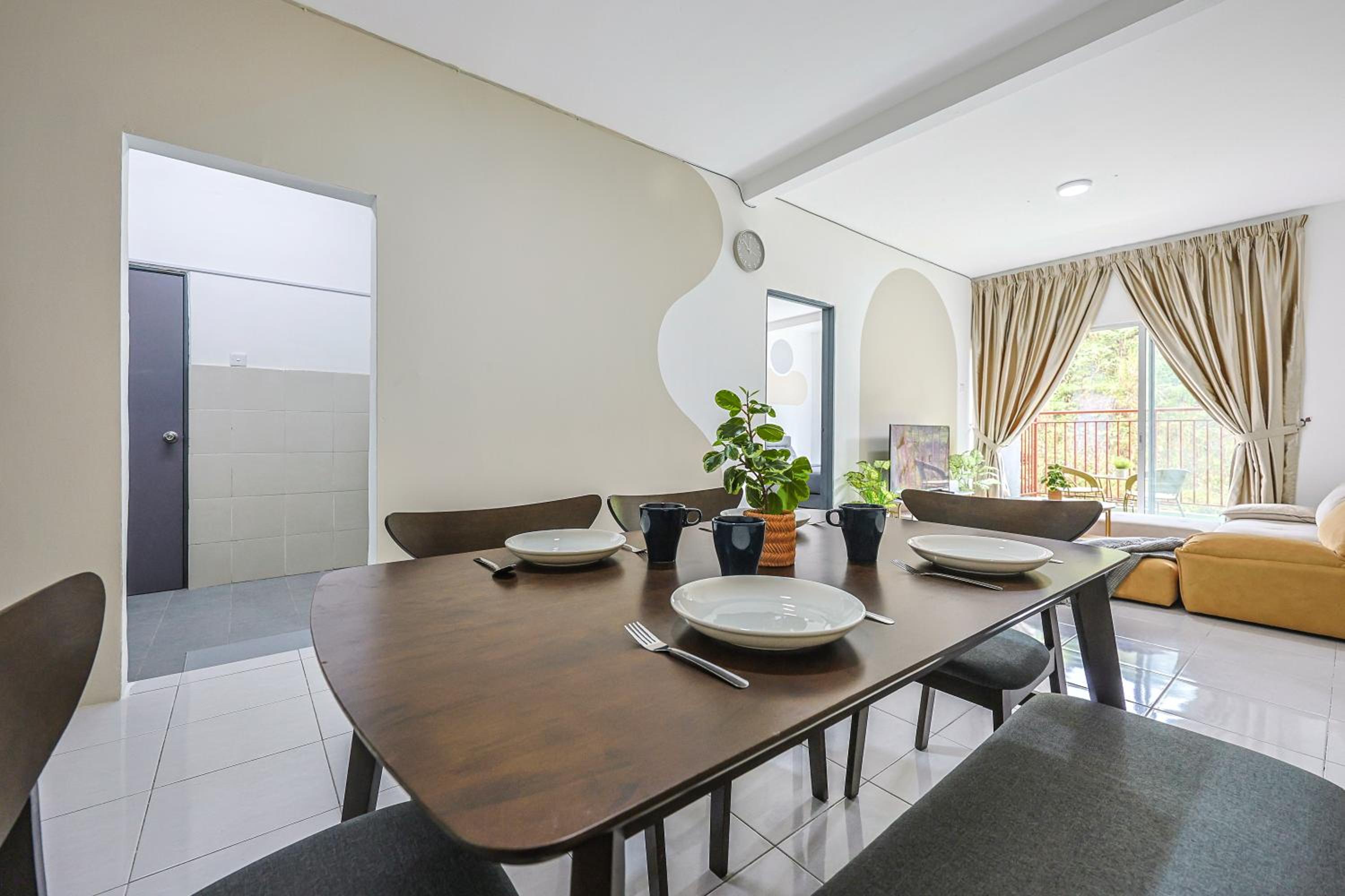 Modern Comfort - 3R & 3B Brinchang Cameron Highland Clover Home 4-25