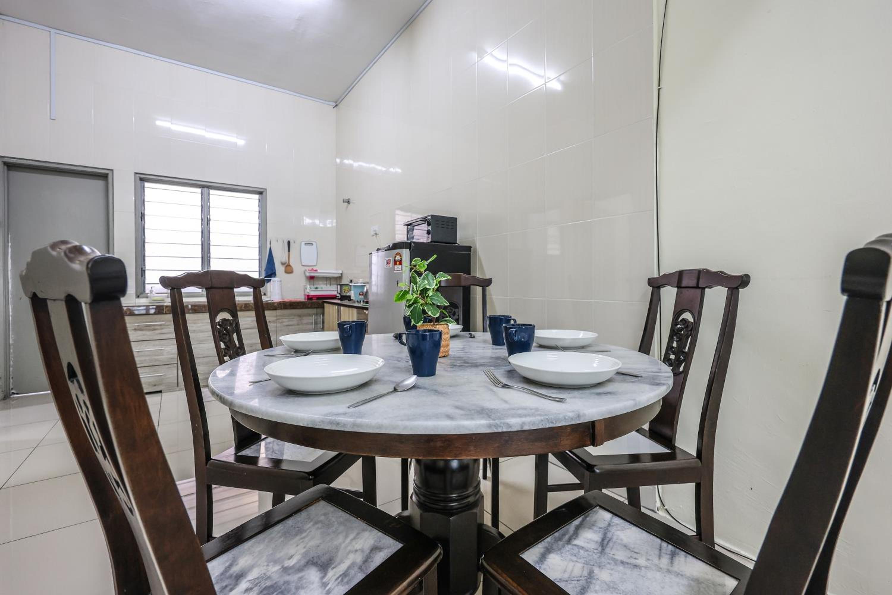 The Warm Nest Golden Hill Brinchang Cameron Highland Clover Home Unit 14