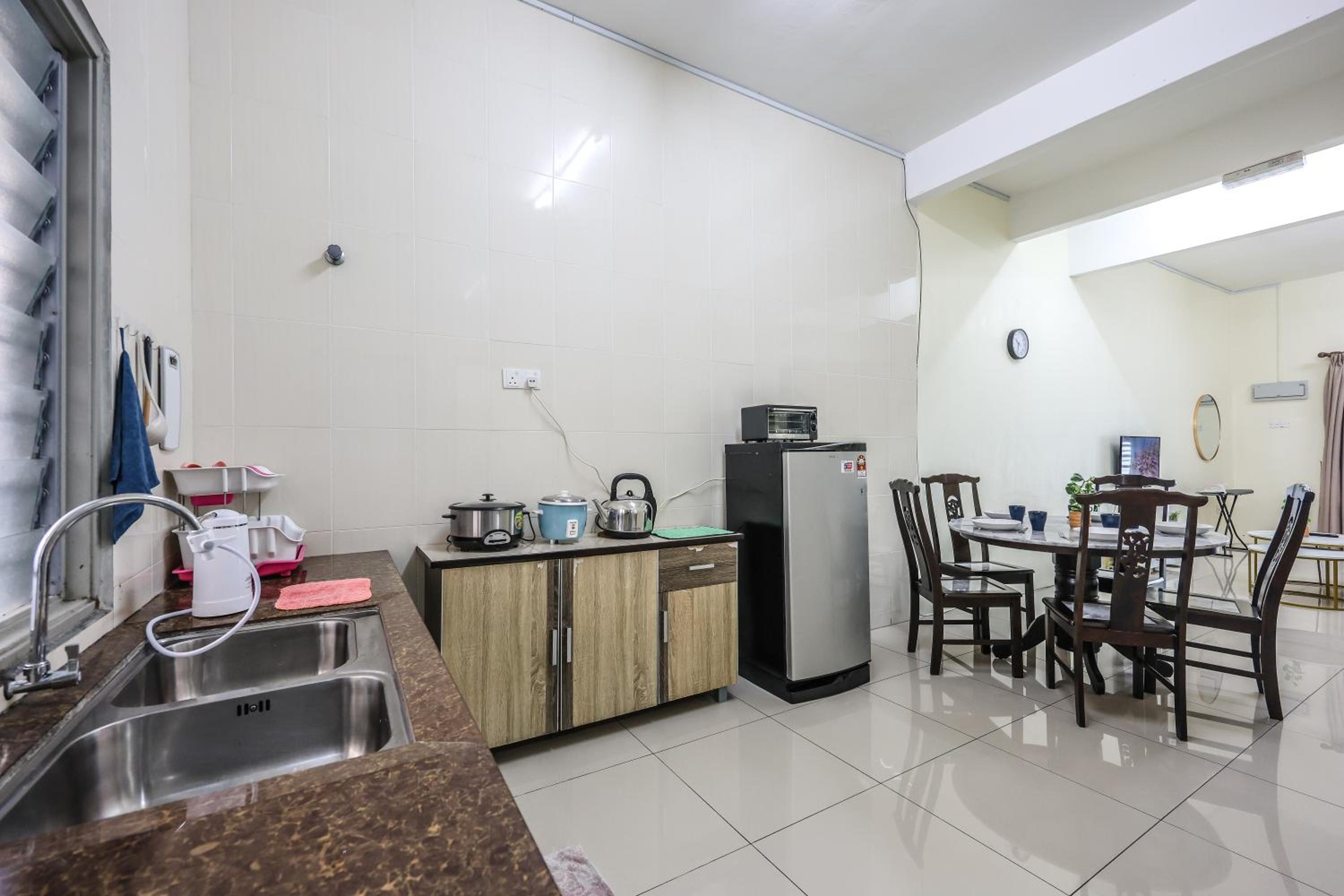 The Warm Nest Golden Hill Brinchang Cameron Highland Clover Home Unit 14