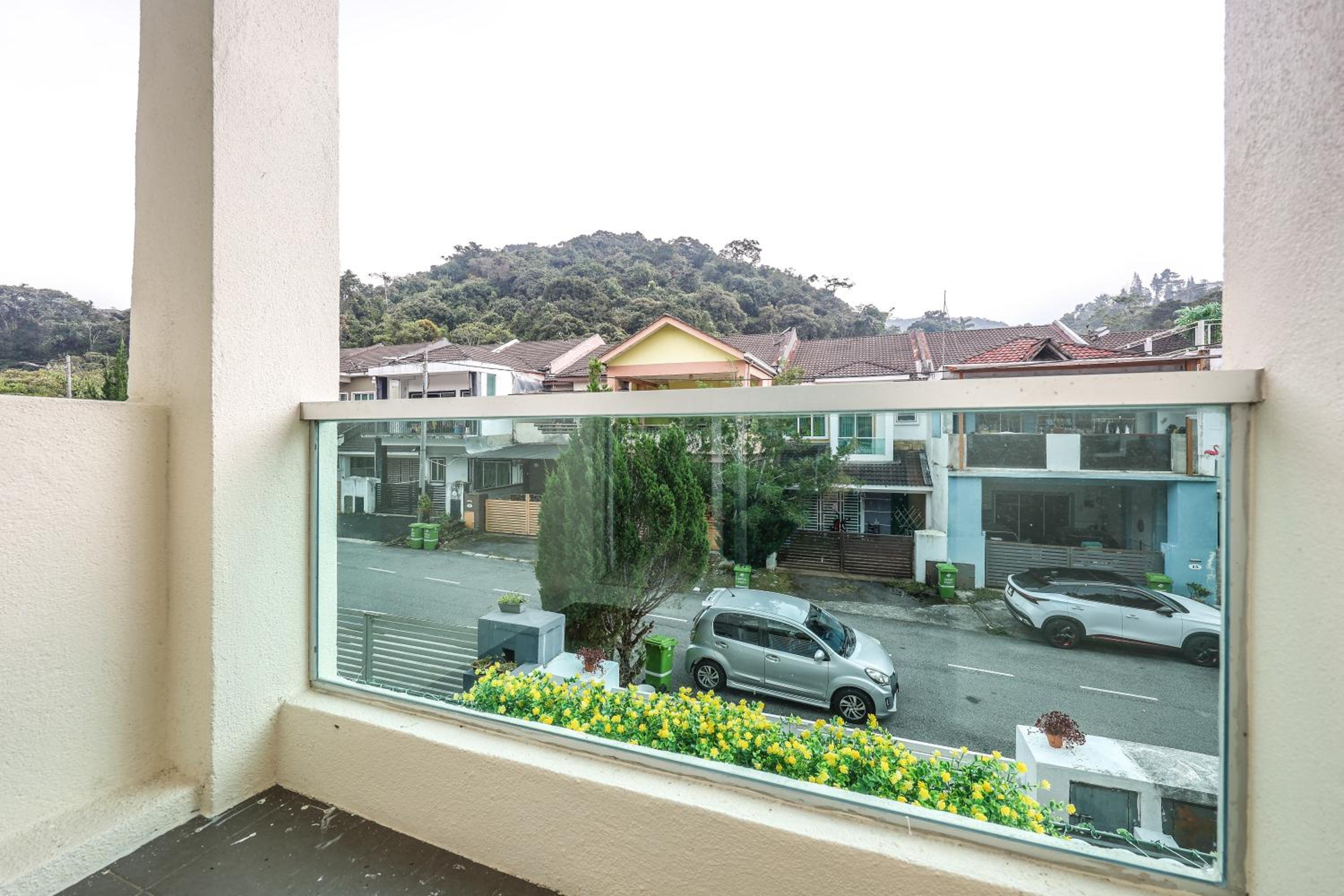 The Warm Nest Golden Hill Brinchang Cameron Highland Clover Home Unit 14
