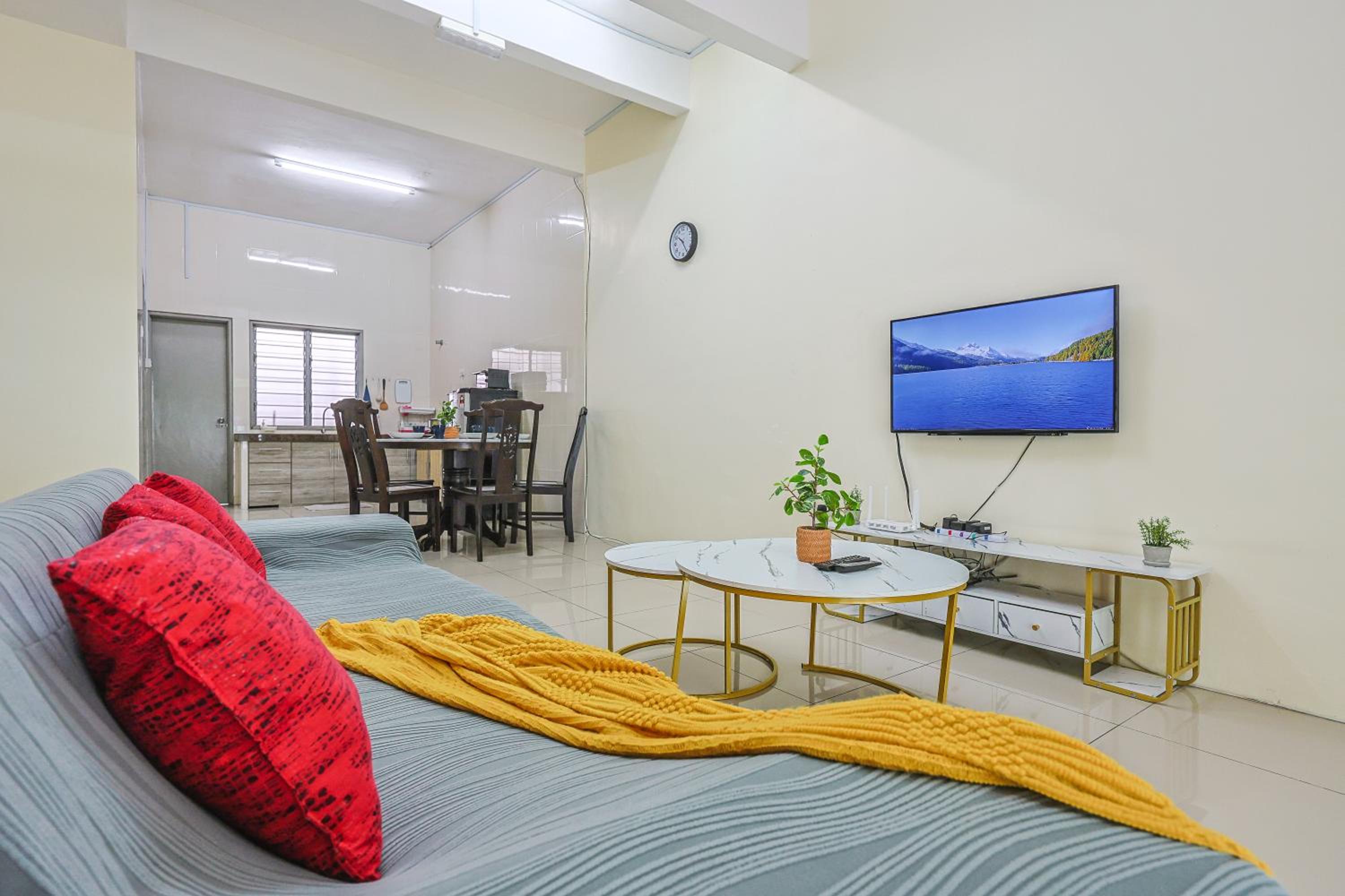 The Warm Nest Golden Hill Brinchang Cameron Highland Clover Home Unit 14