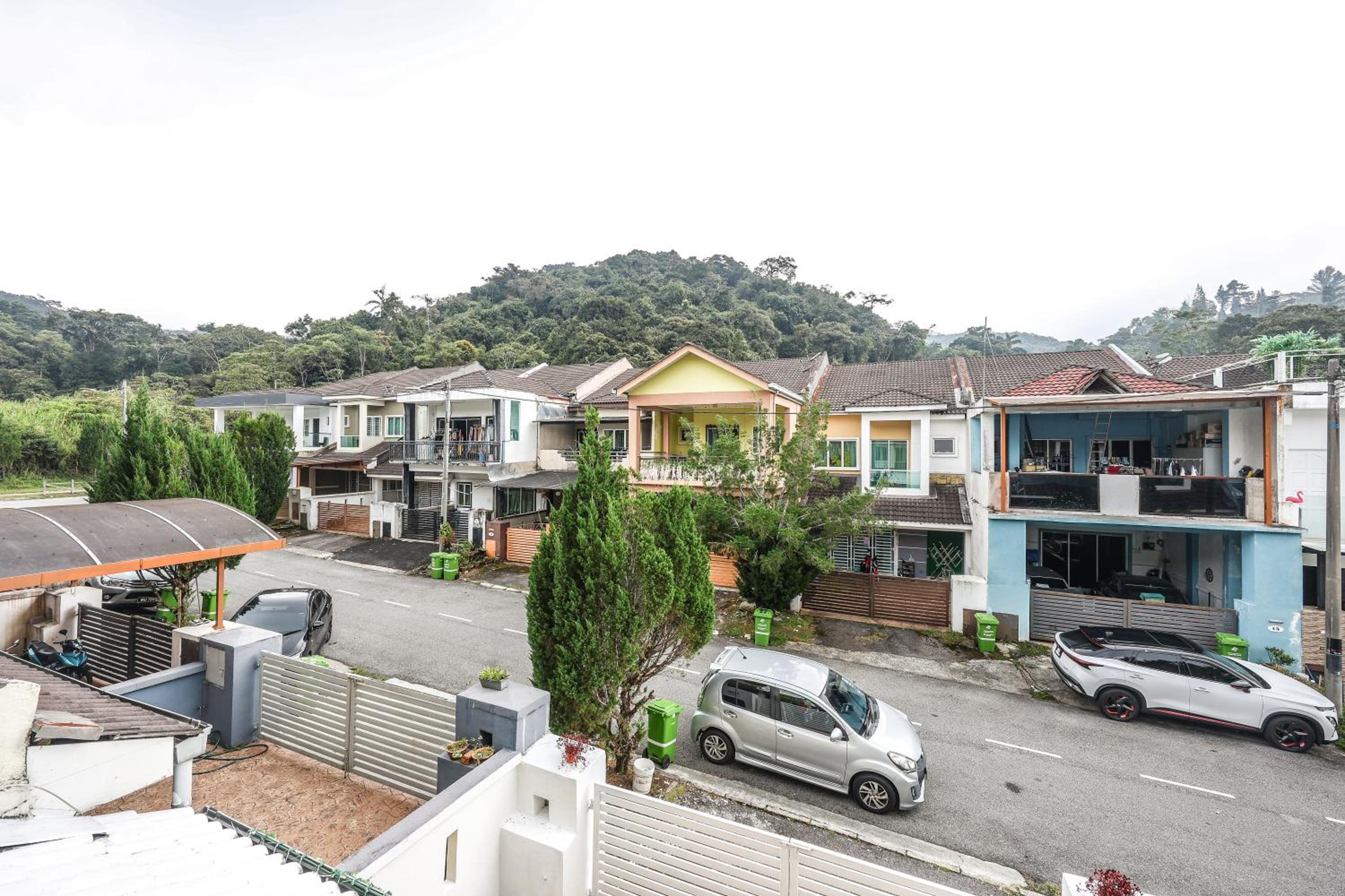 The Warm Nest Golden Hill Brinchang Cameron Highland Clover Home Unit 14