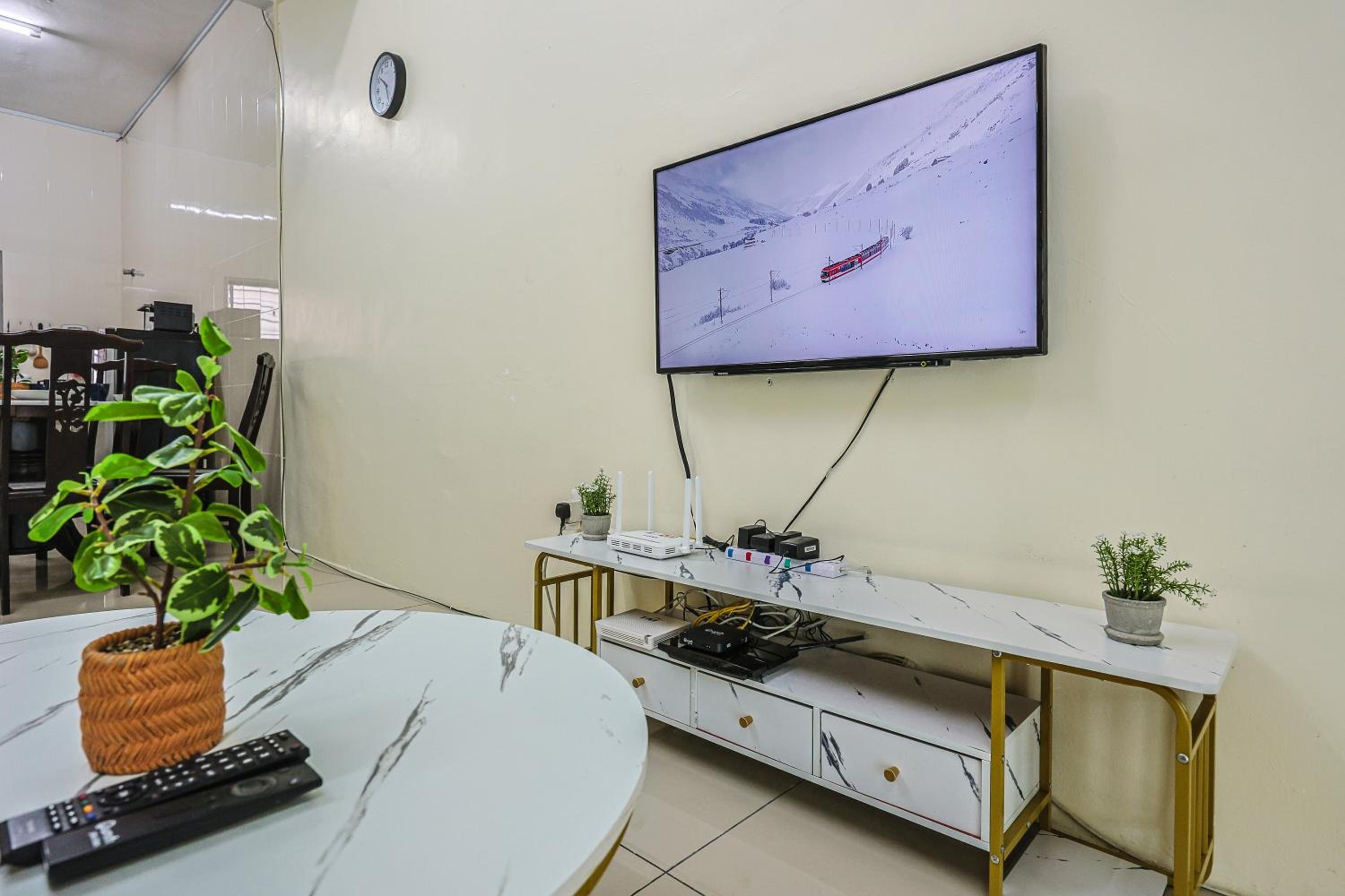 The Warm Nest Golden Hill Brinchang Cameron Highland Clover Home Unit 14