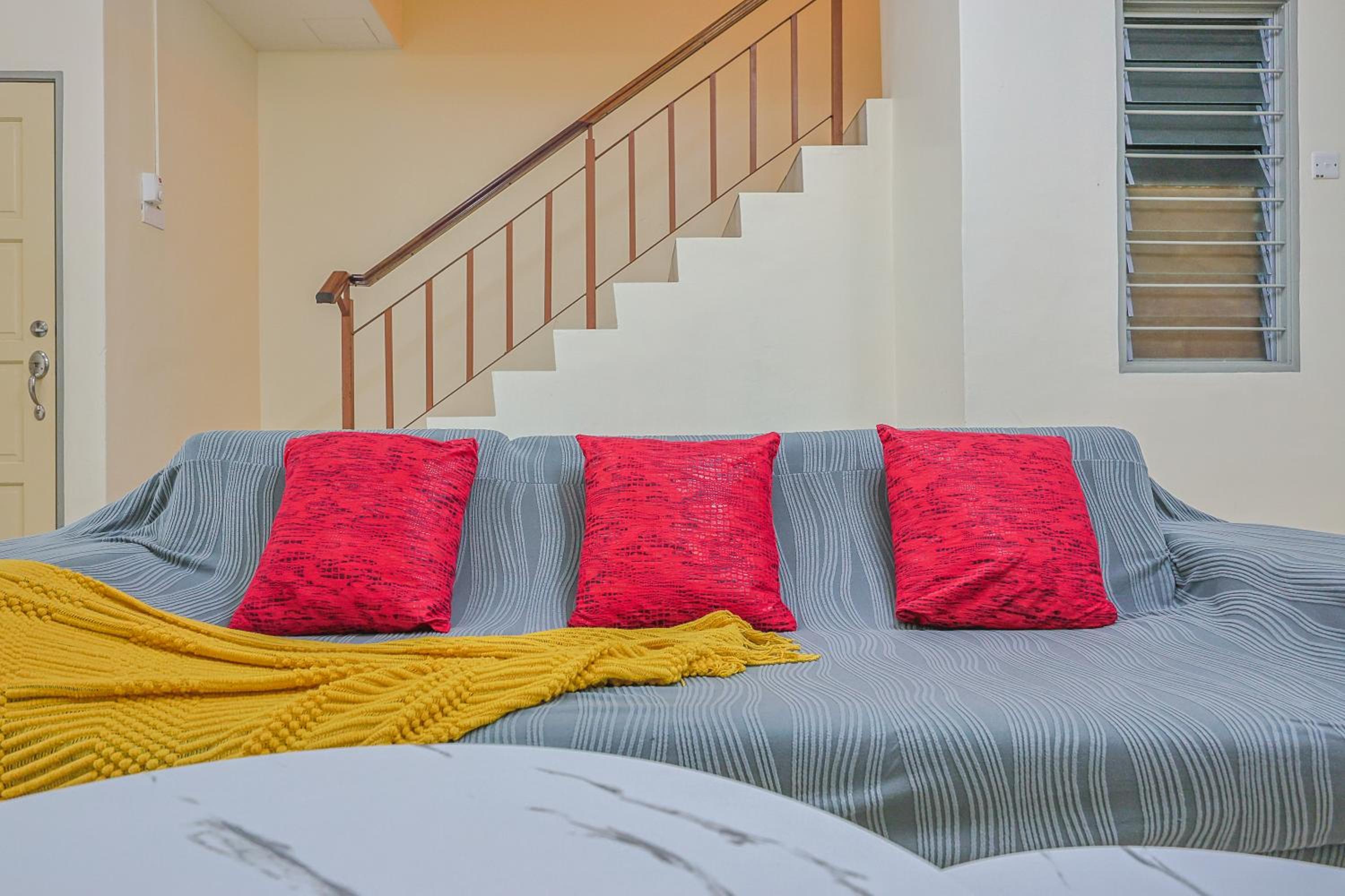 The Warm Nest Golden Hill Brinchang Cameron Highland Clover Home Unit 14
