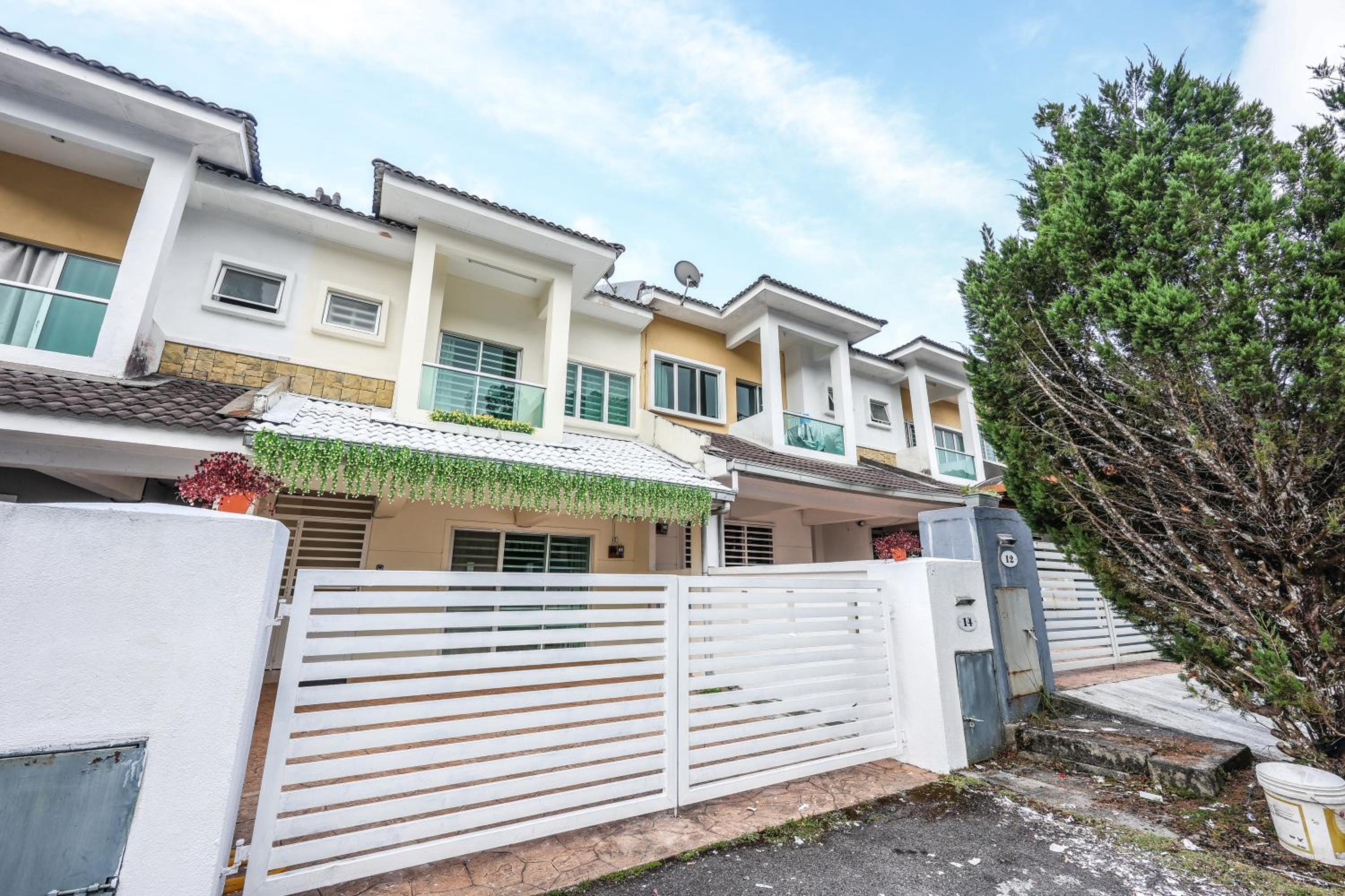 The Warm Nest Golden Hill Brinchang Cameron Highland Clover Home Unit 14