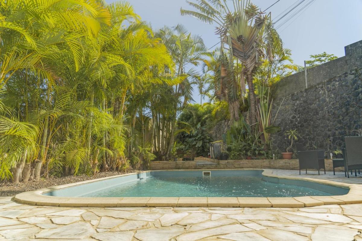Villa Paille-en-Queue Piscine et Jardin