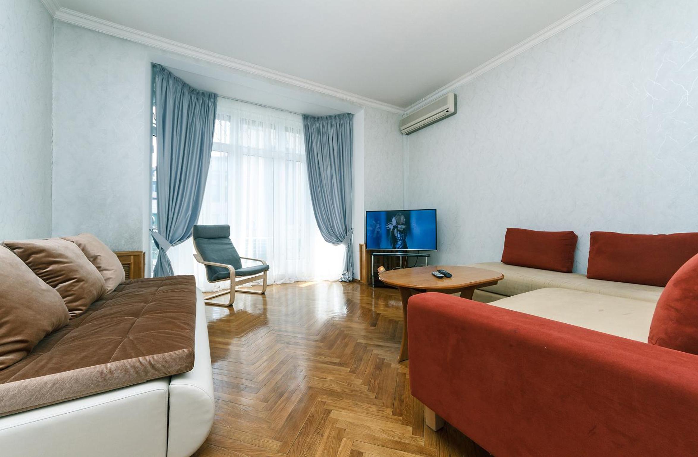Apartment Arena City