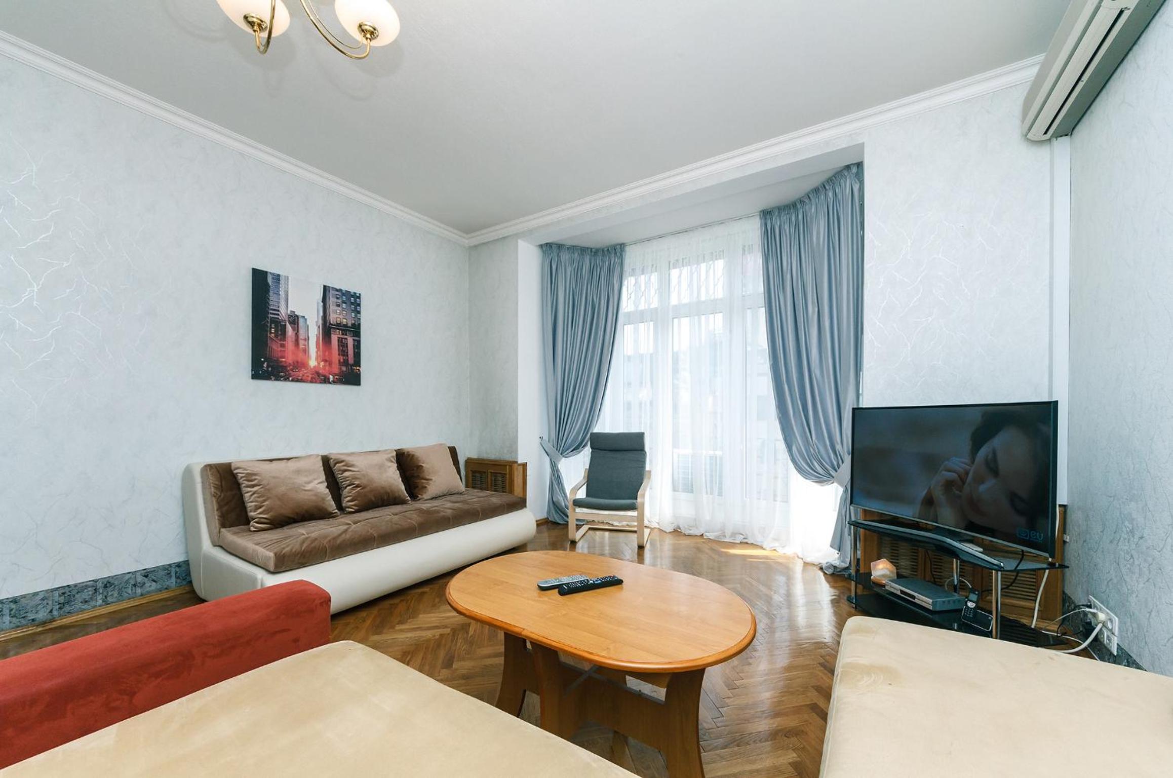 Apartment Arena City
