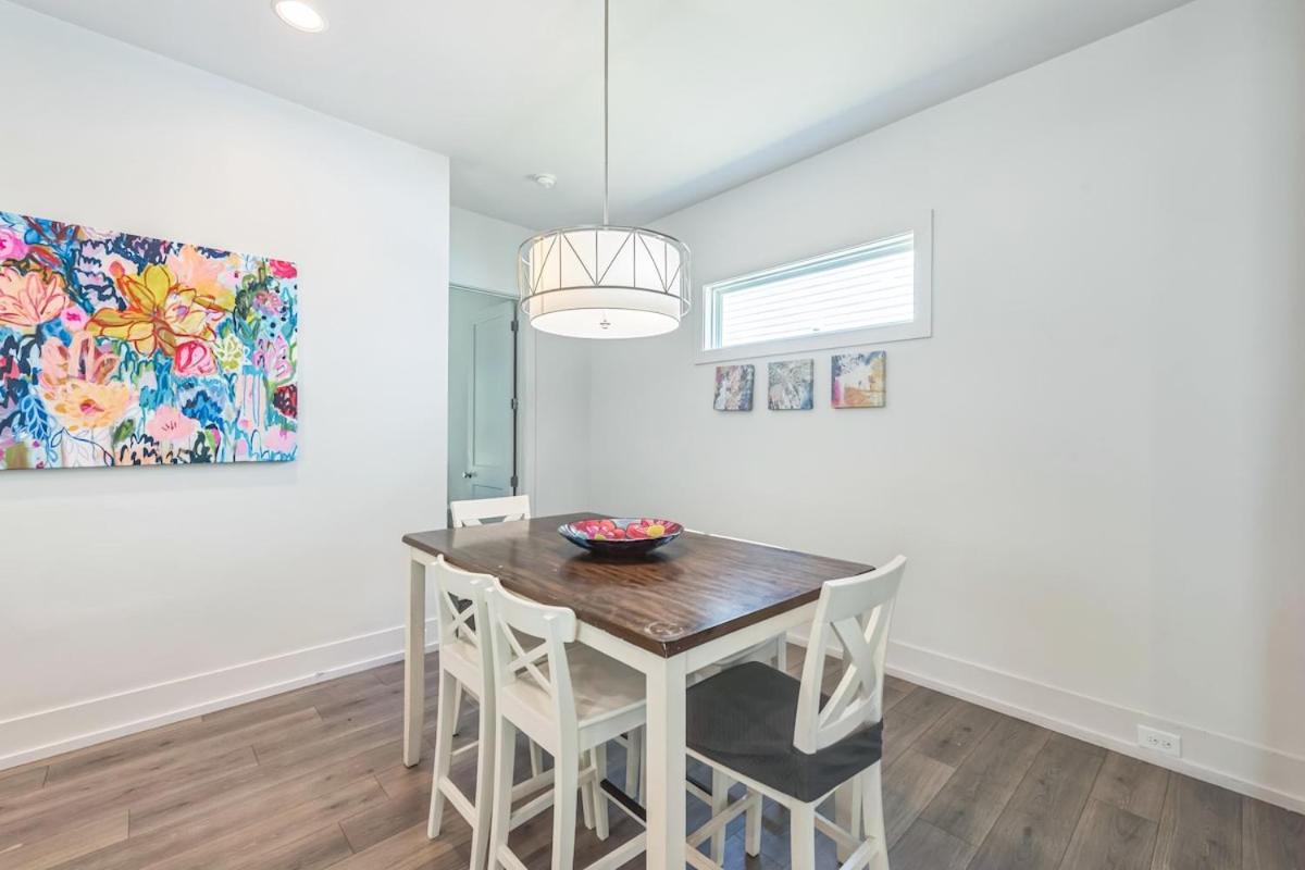 Queen City 4BR 3BA Retreat