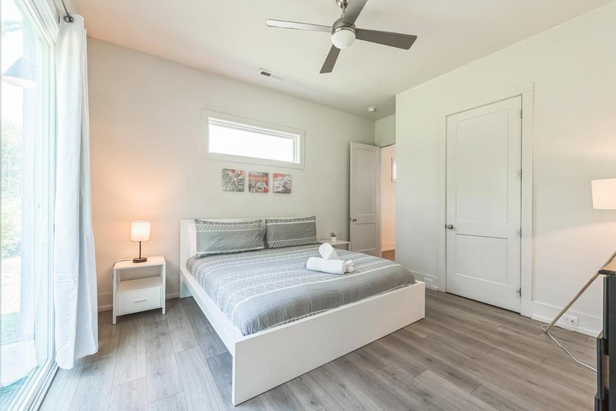 Queen City 4BR 3BA Retreat
