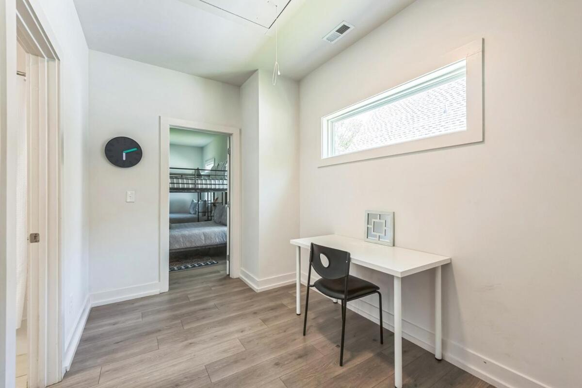 Queen City 4BR 3BA Retreat