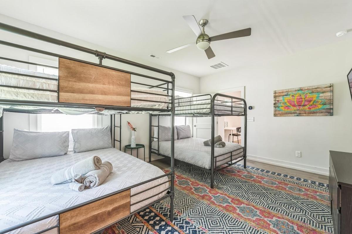 Queen City 4BR 3BA Retreat