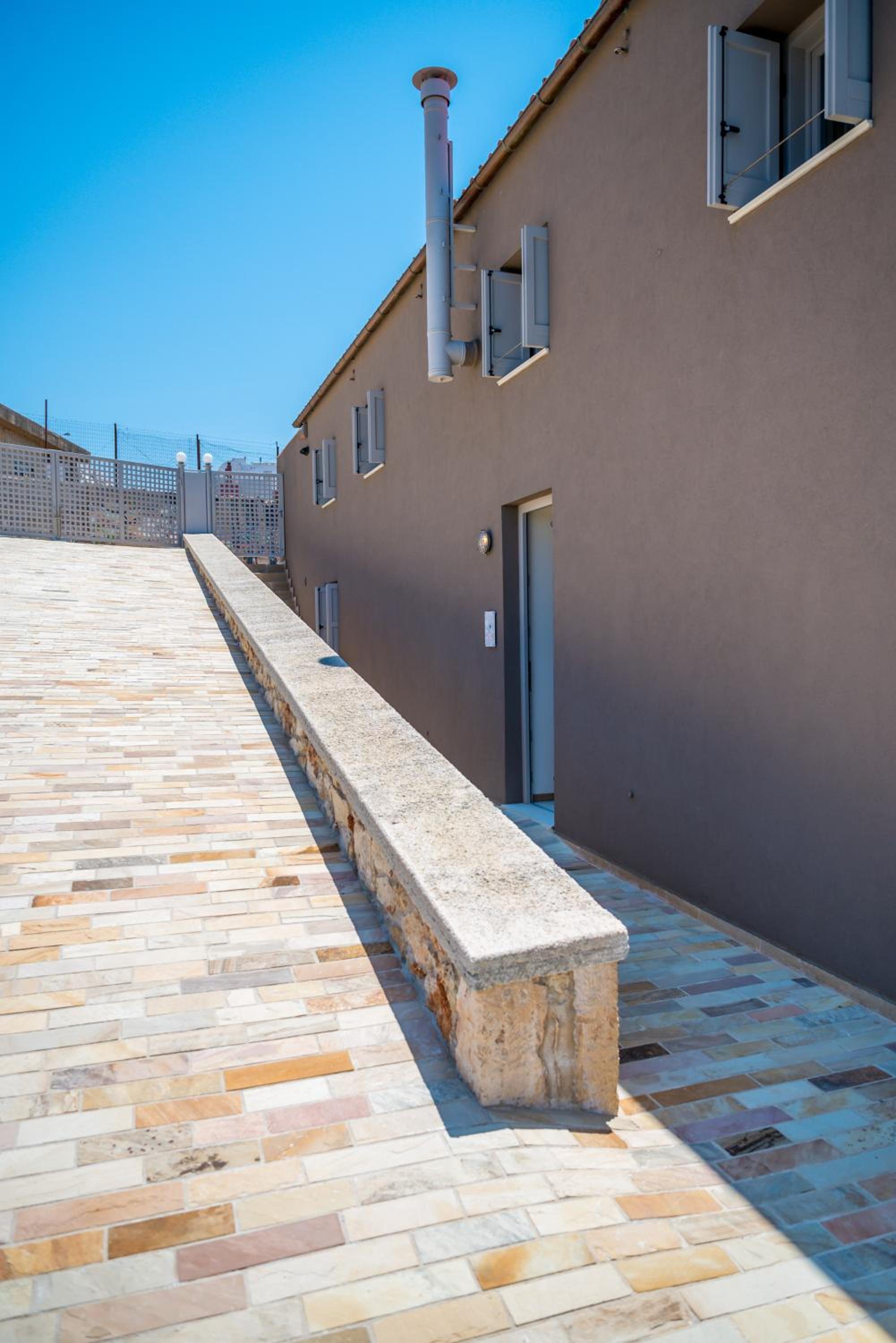Kormoranos-Hydrobates Waterfront Villa