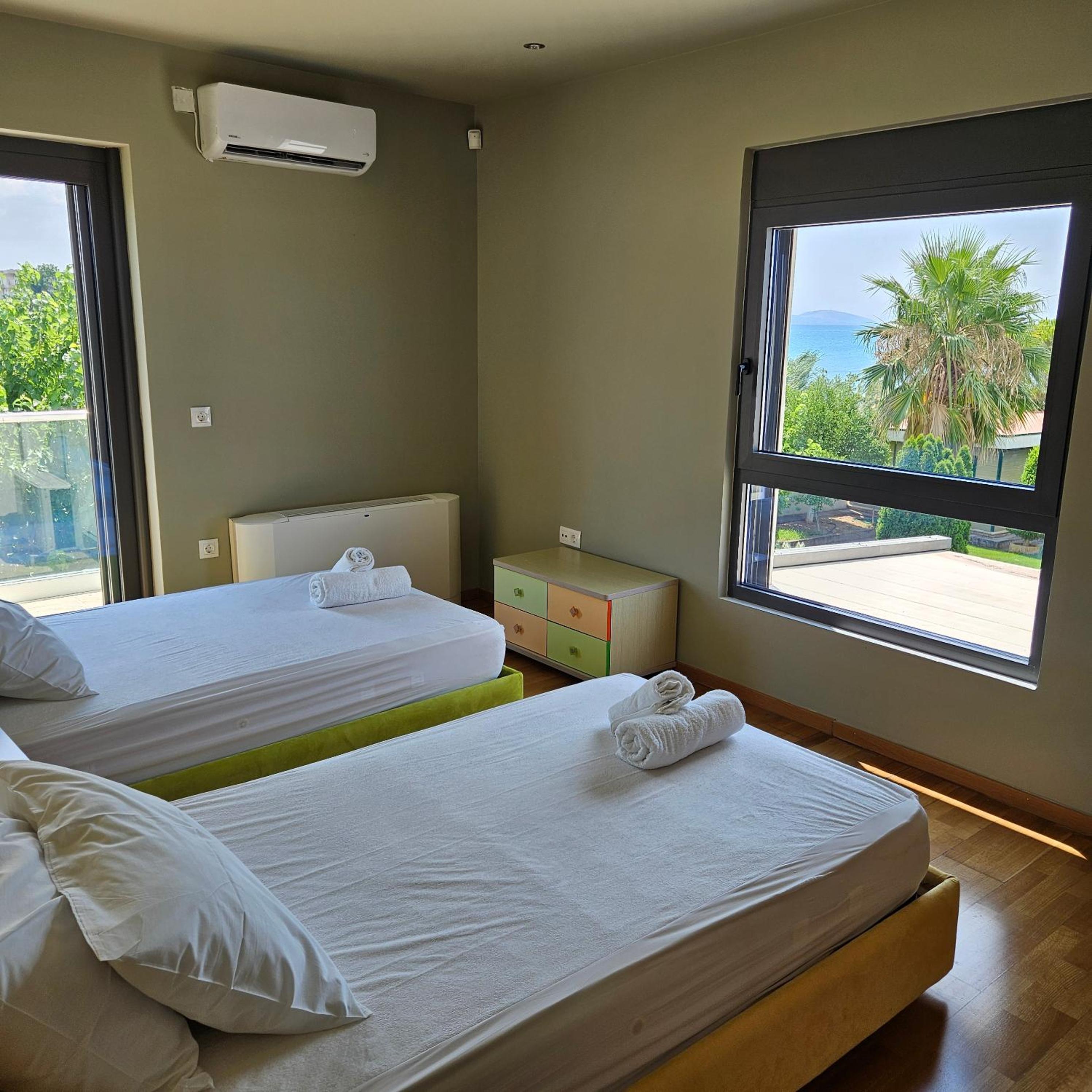 Evia Palm Beach Villa