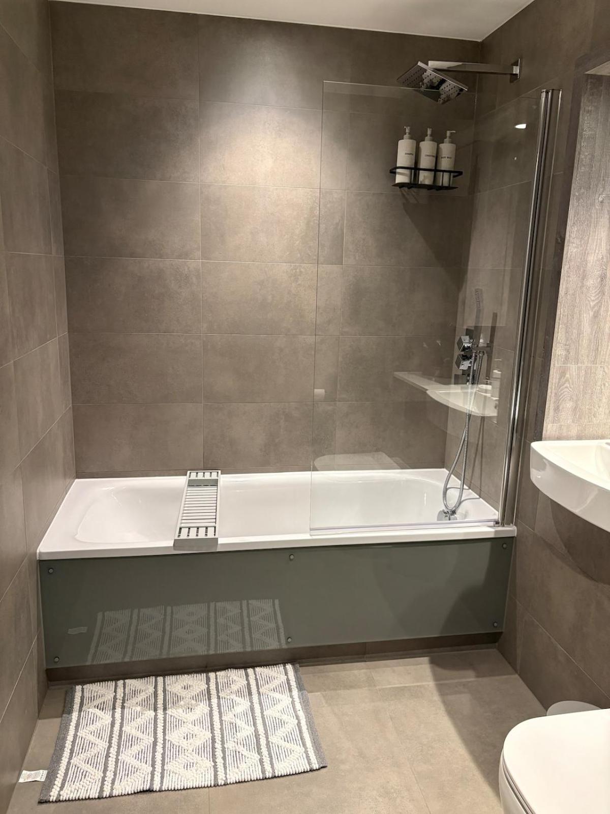 Stylish Luxury 1 Bed Flat at the Heart of Birmingham-Birmingham City Centre -FREE Parking
