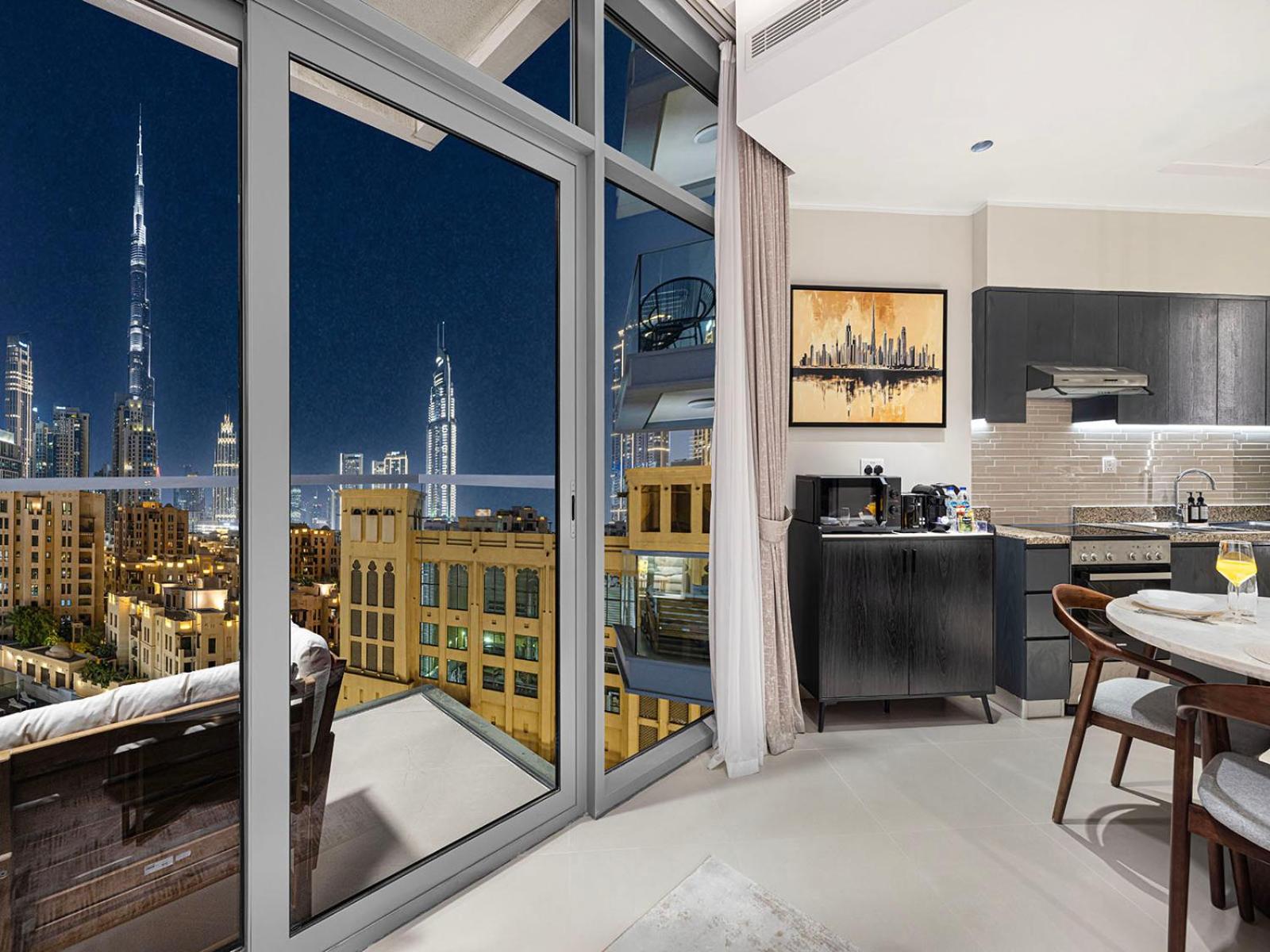 Direct Burj Khalifa View - Luxury 1BR - Walk to Dubai Mall