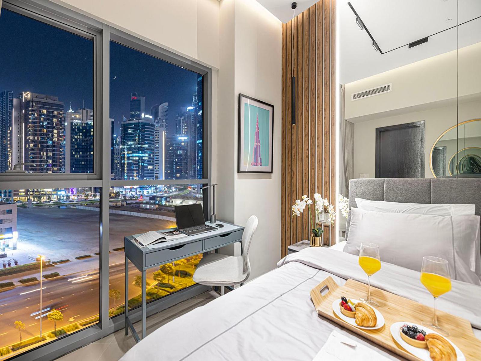 Direct Burj Khalifa View - Luxury 1BR - Walk to Dubai Mall