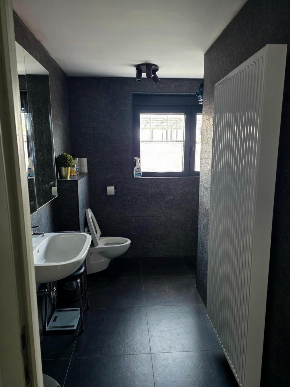 Homeawayfromhomeghent with private parking