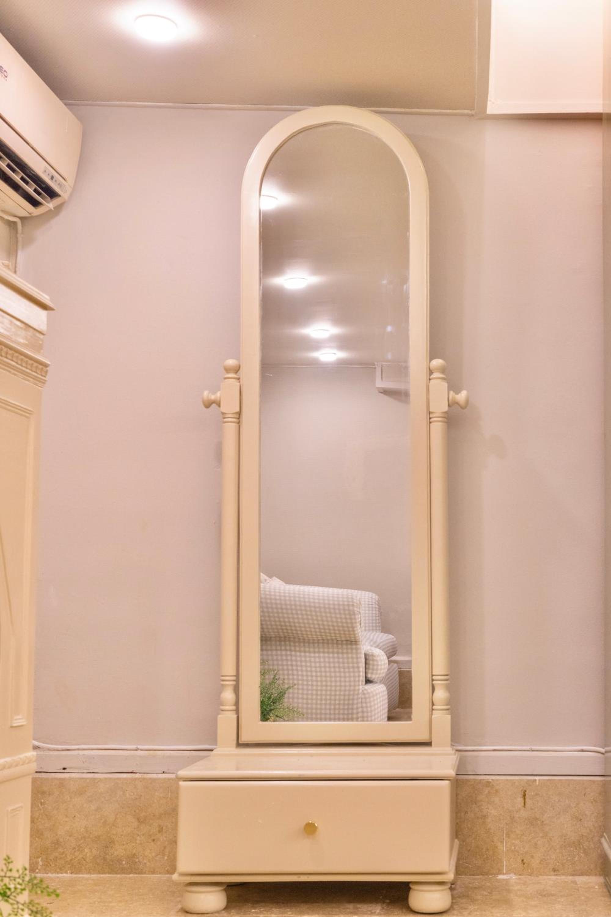 Zamalek studio Al Khayam Khan