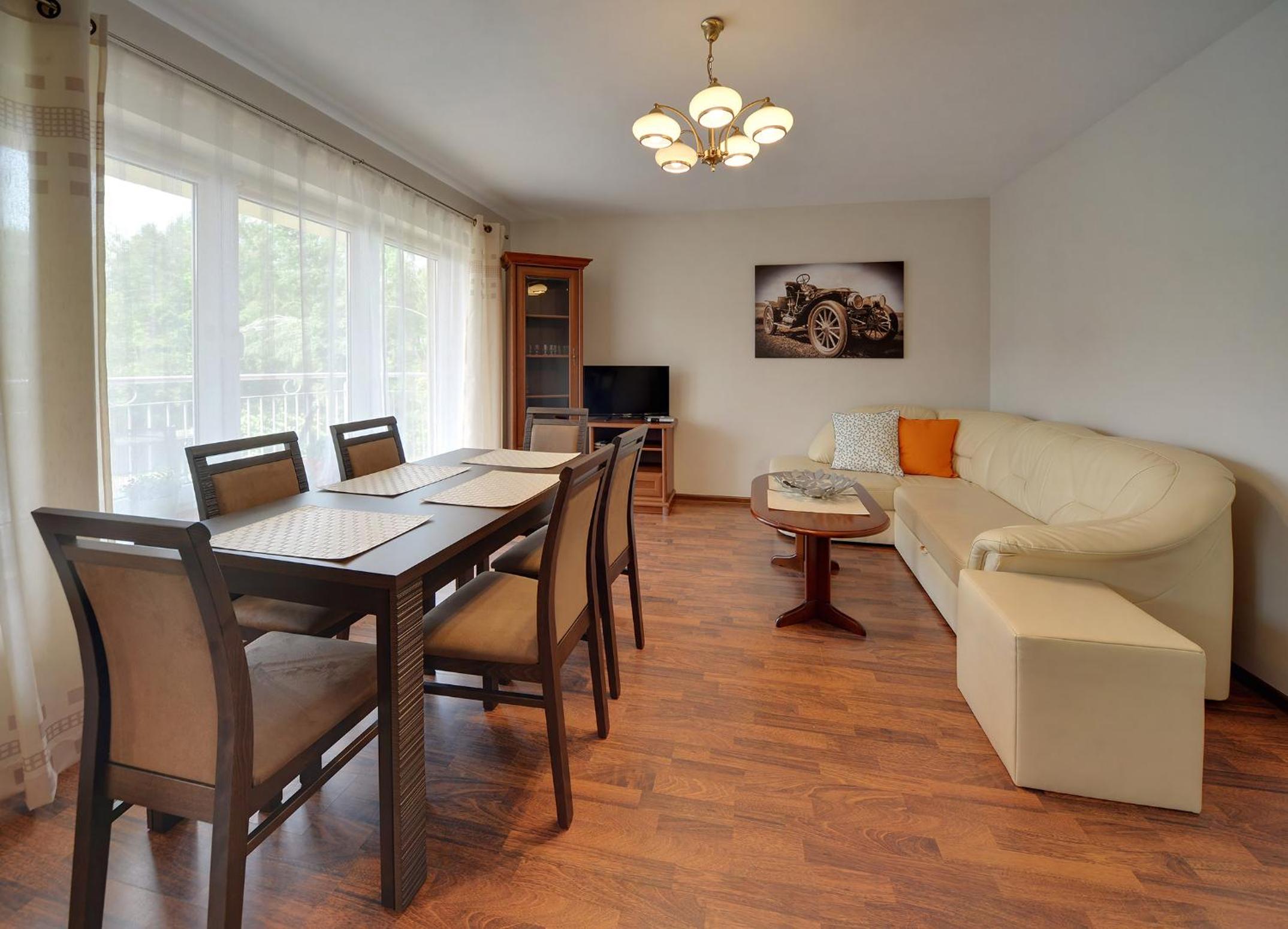 Przytulny Apartament Sun Seasons 24 w Wiśle z Balkonem by Noclegi Renters