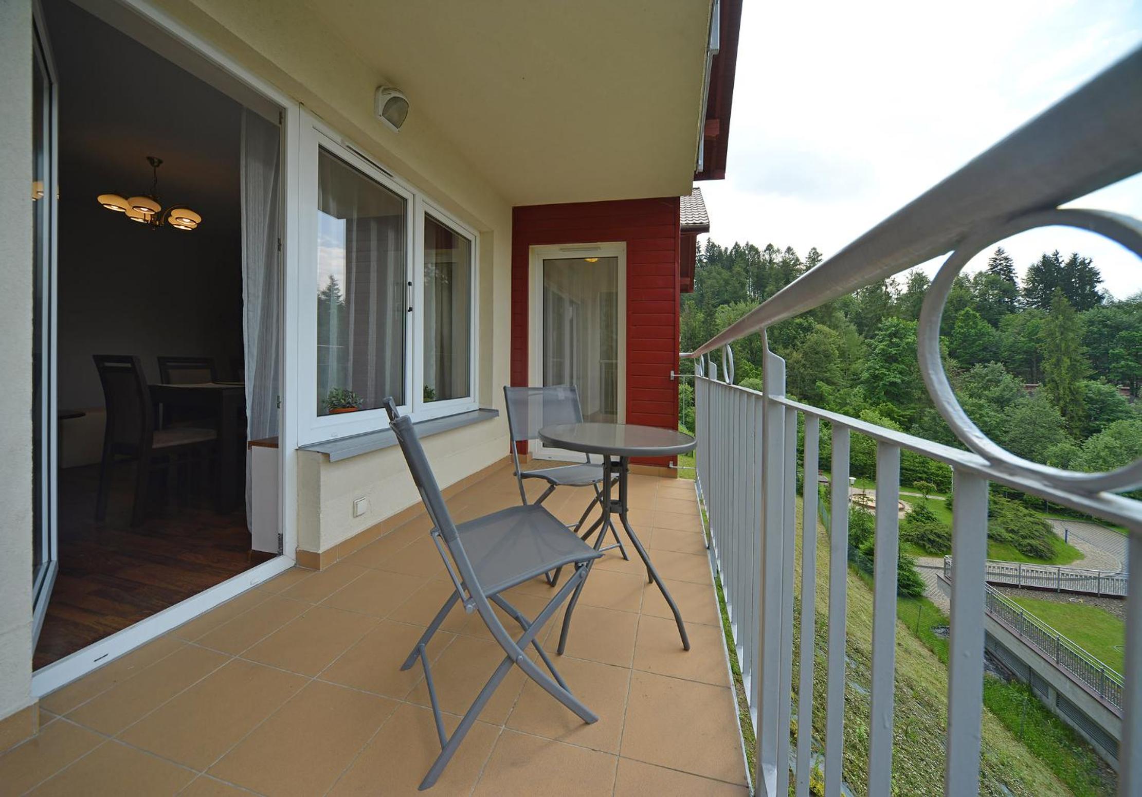 Przytulny Apartament Sun Seasons 24 w Wiśle z Balkonem by Noclegi Renters
