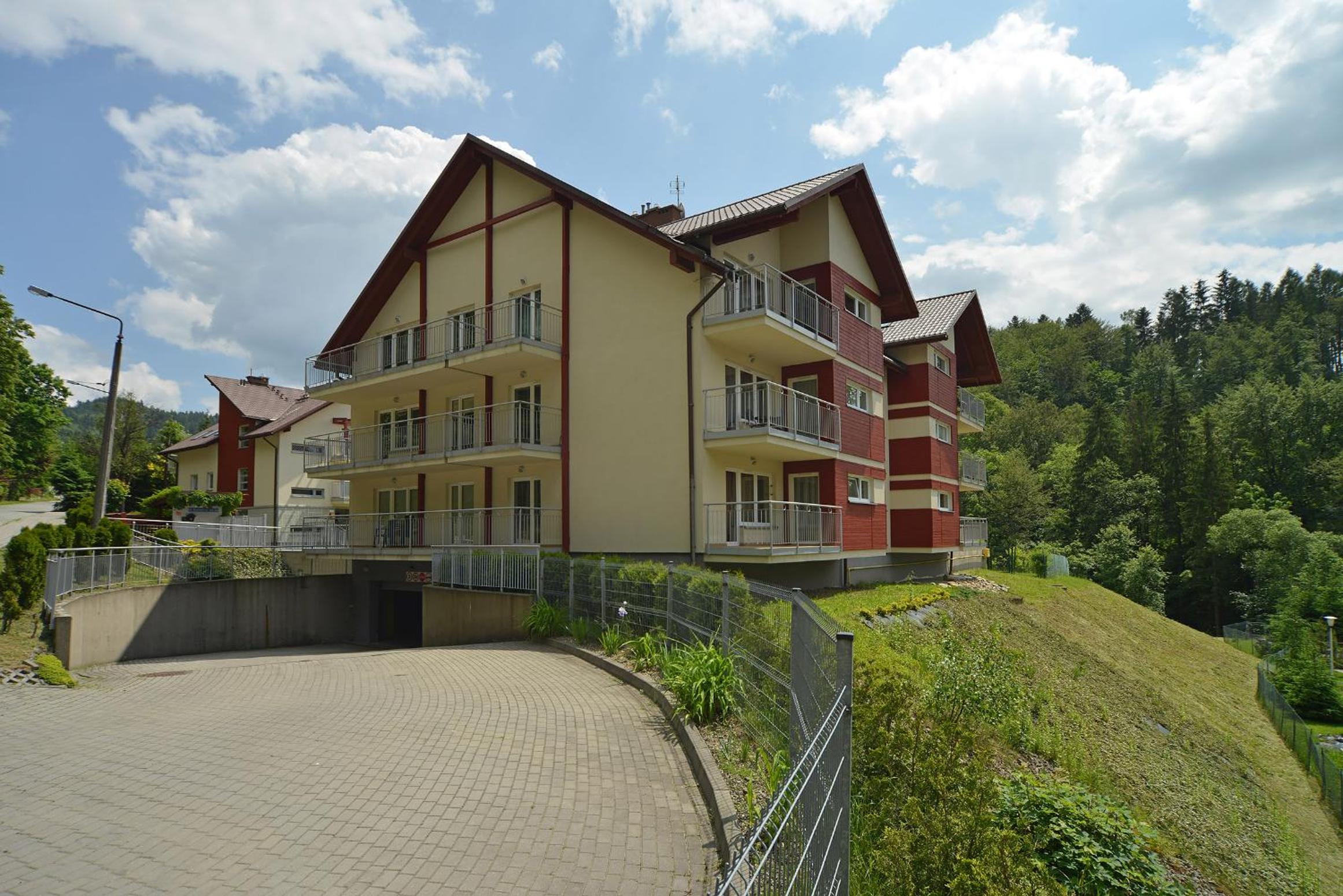 Przytulny Apartament Sun Seasons 24 w Wiśle z Balkonem by Noclegi Renters