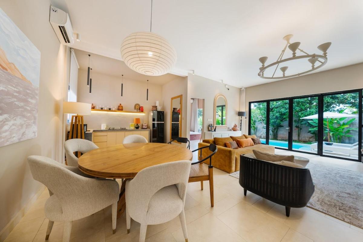 Villa Kubu Mangga - Elegant 2BR Private Pool Villa