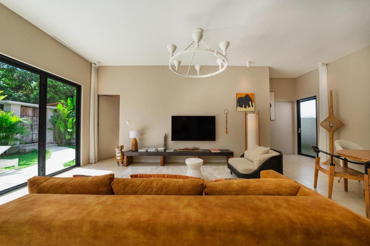 Villa Kubu Mangga - Elegant 2BR Private Pool Villa