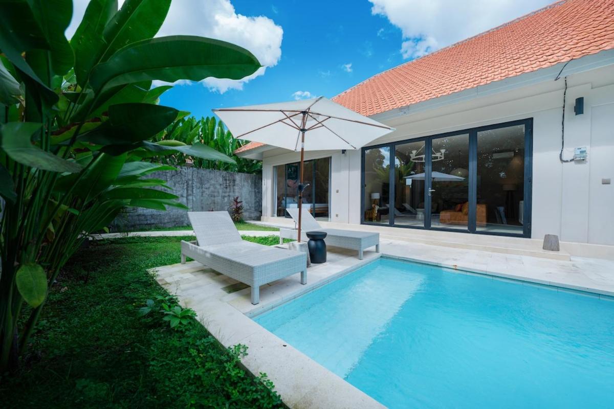 Villa Kubu Mangga - Elegant 2BR Private Pool Villa