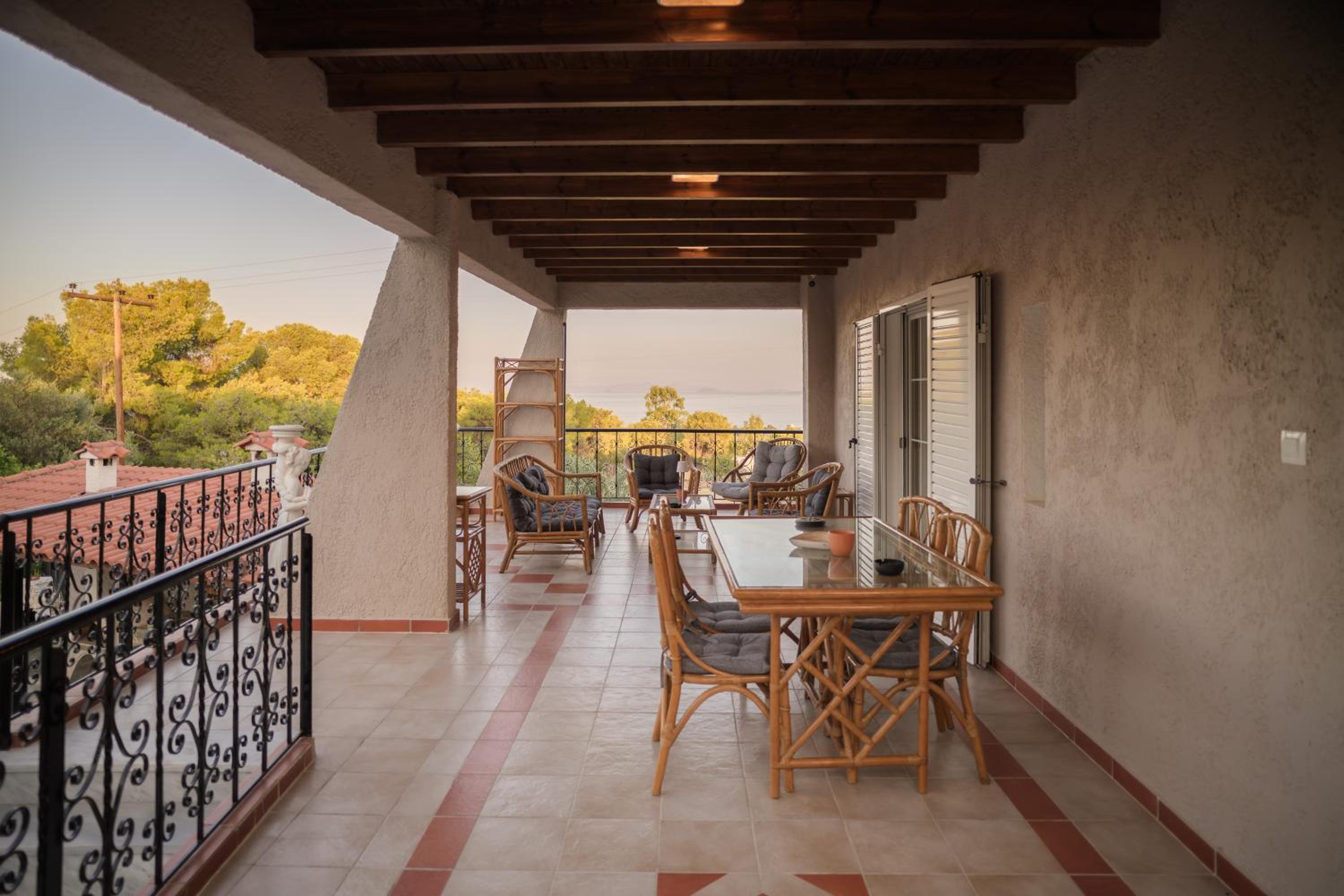 Anax Villa