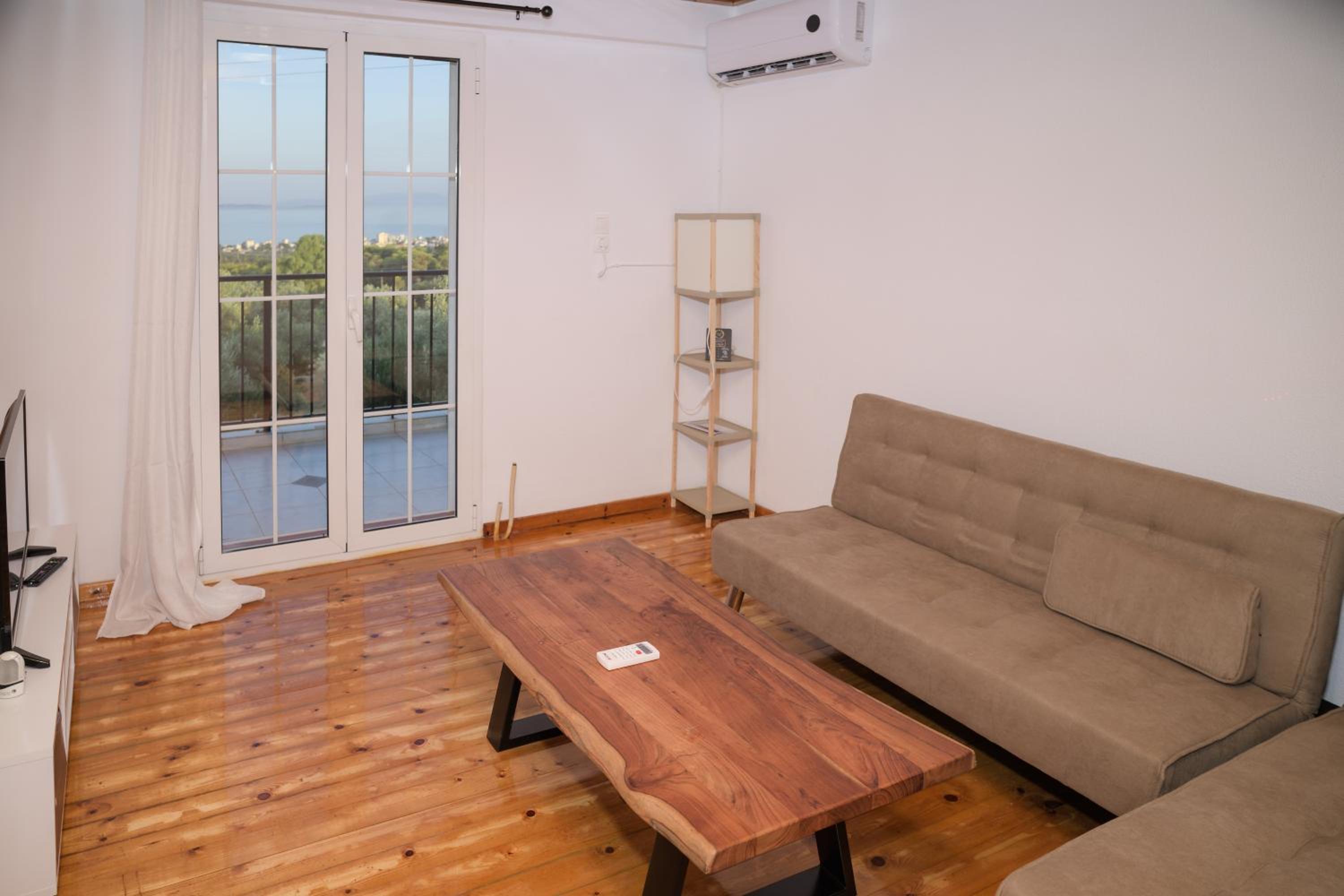 Anax Villa