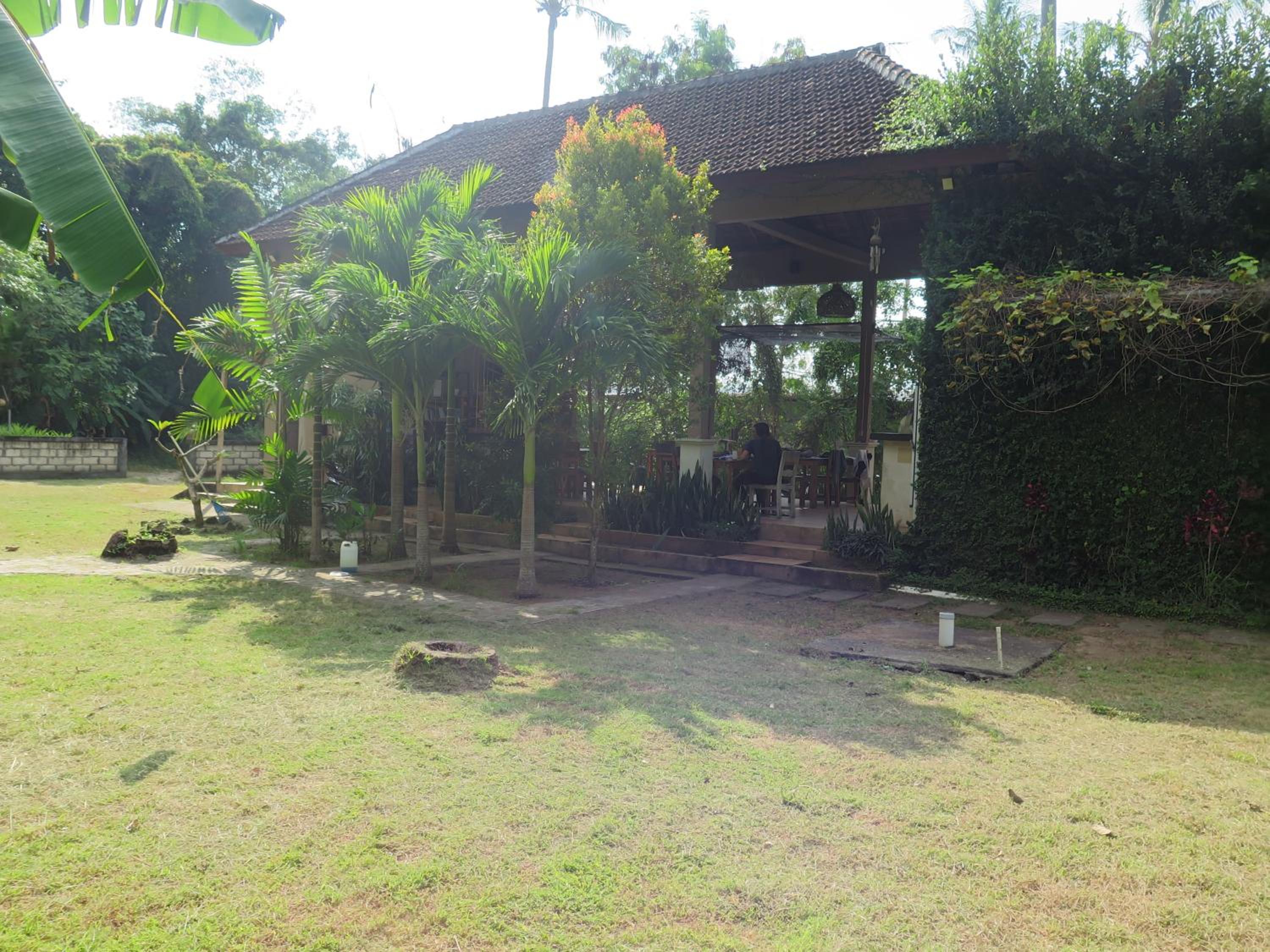 Apit Lawang Villas