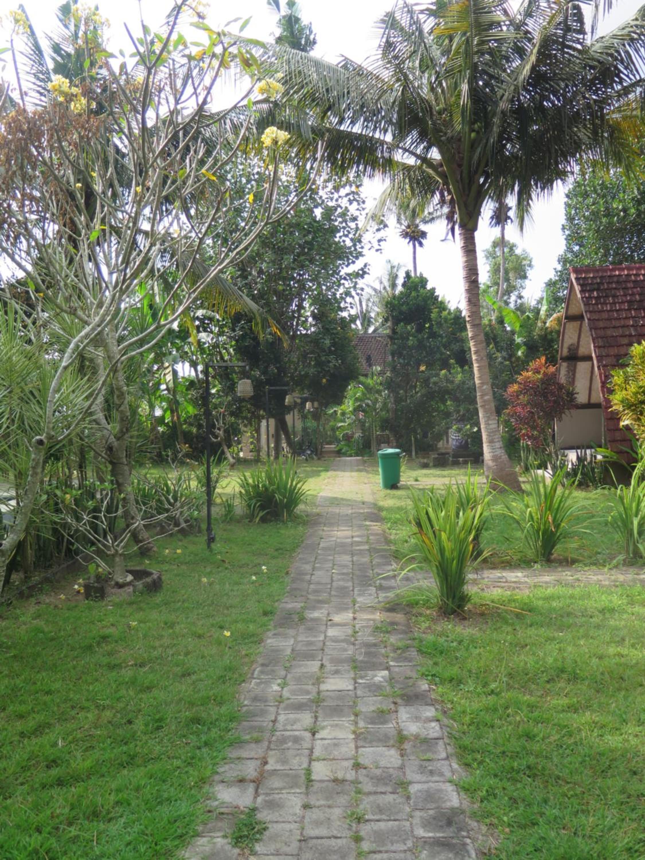 Apit Lawang Villas