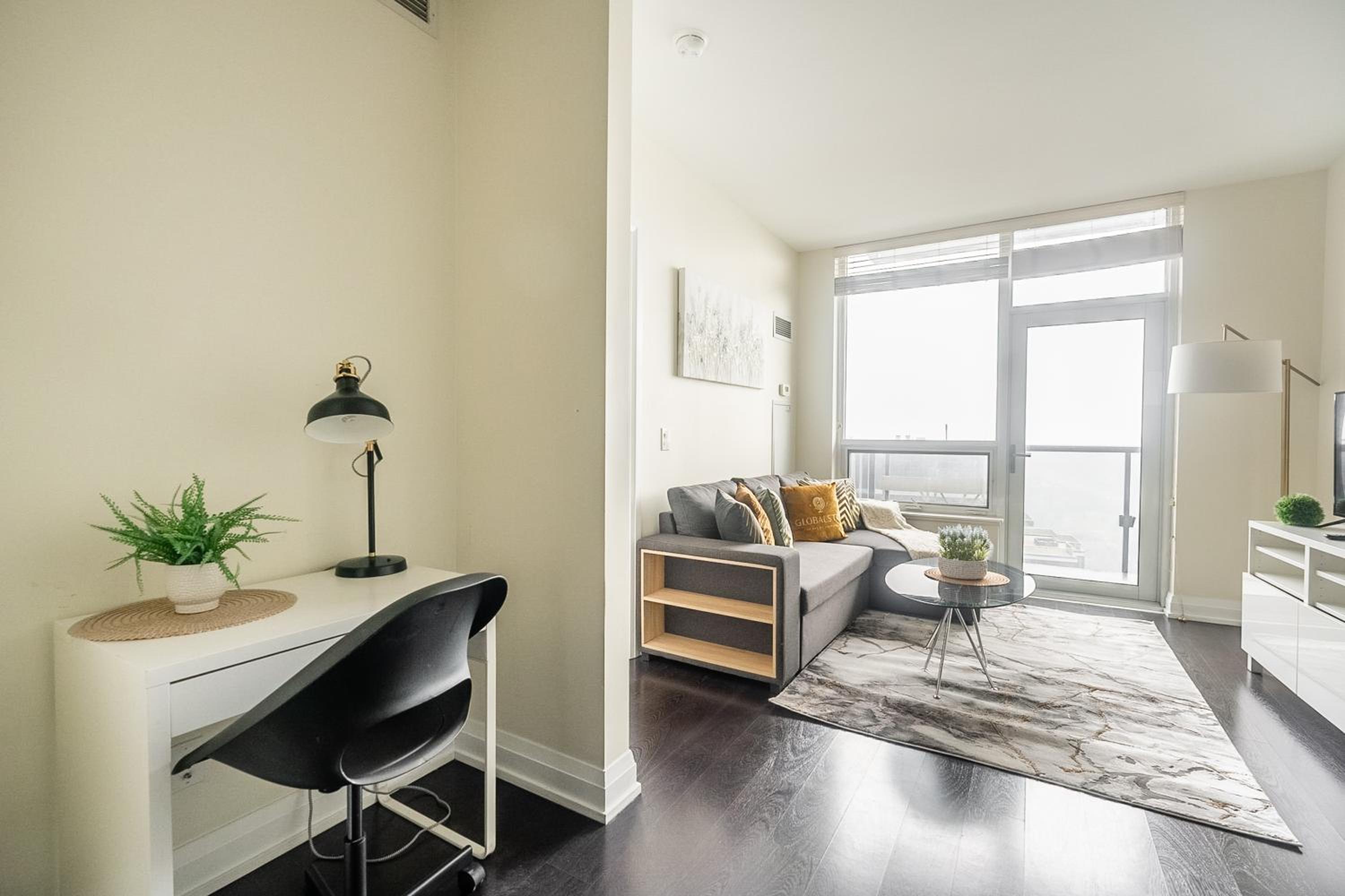 1 Bedroom Apartment with Balcony and Skyline View in North York