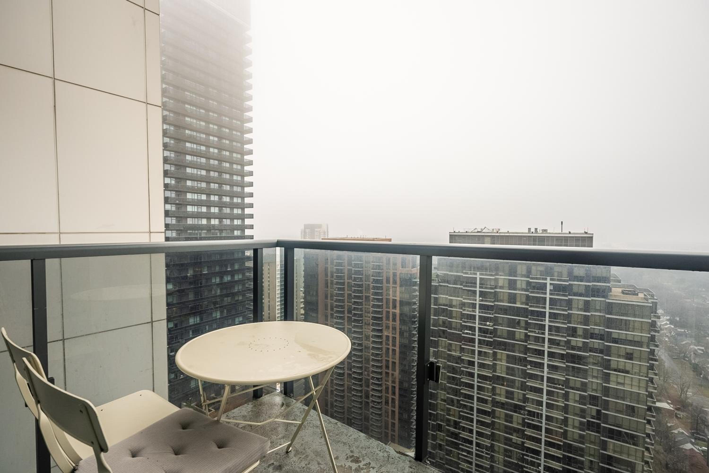 1 Bedroom Apartment with Balcony and Skyline View in North York